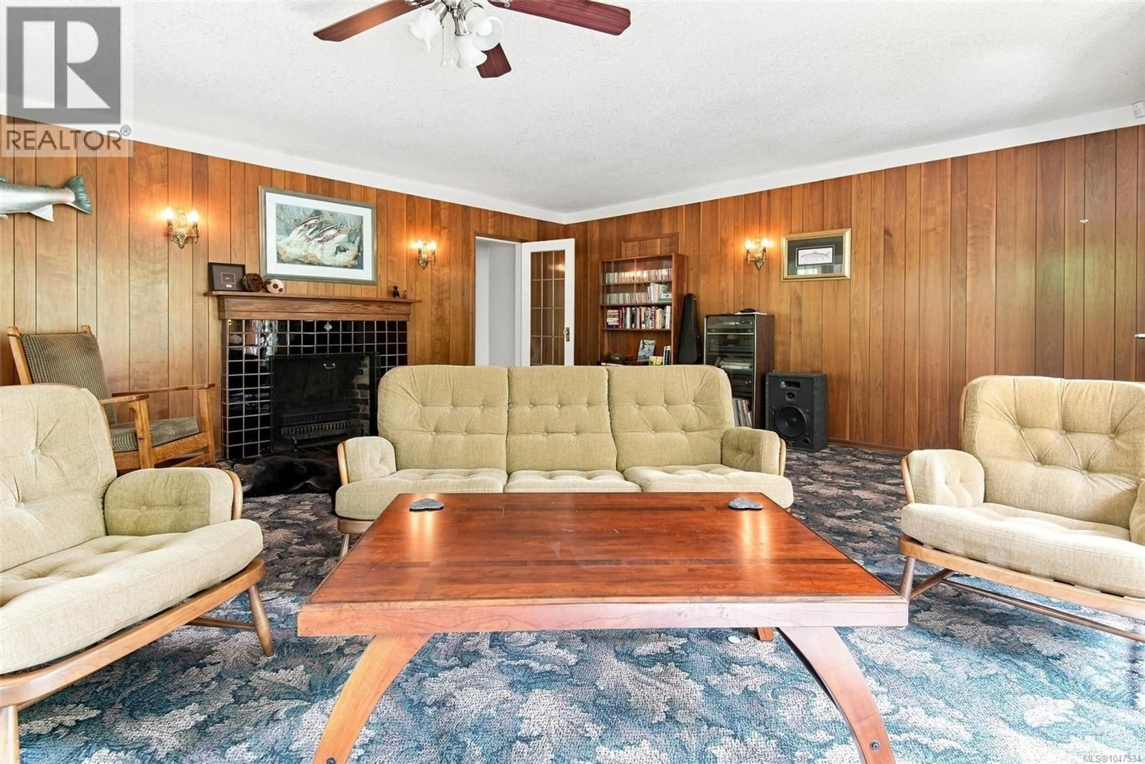 Living room with furniture, unknown for 6009 RIVER ROAD, Port Alberni British Columbia V9Y6Z8