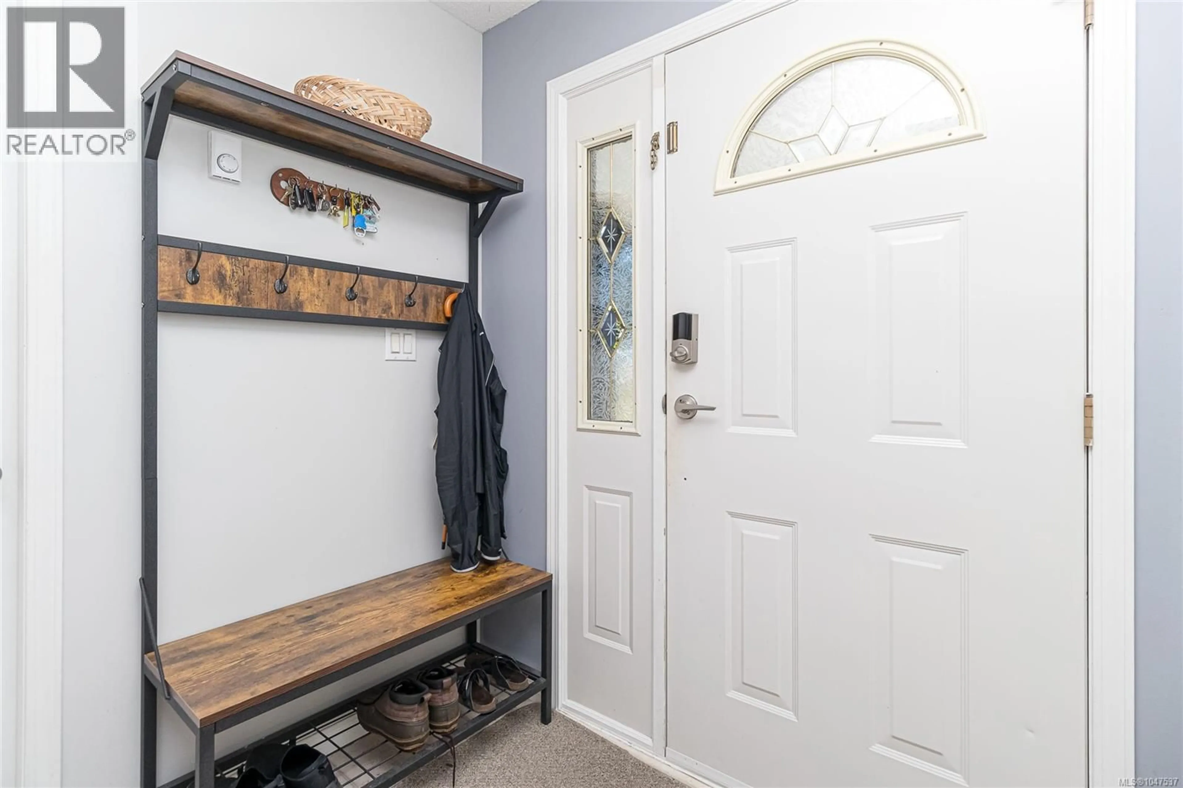 Indoor entryway for 6736 RHODONITE DRIVE, Sooke British Columbia V9Z0H5
