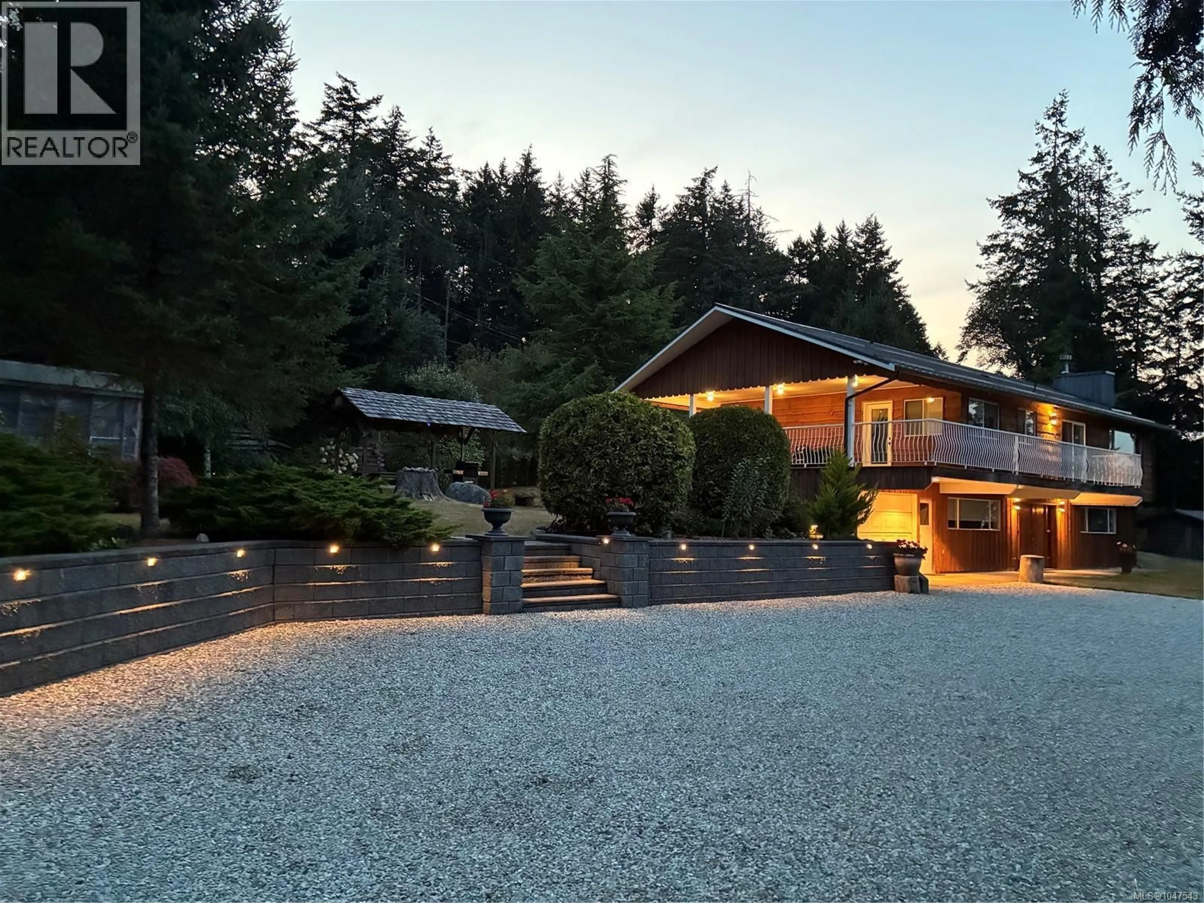 A pic from outside/outdoor area/front of a property/back of a property/a pic from drone, unknown for 330 SALTSPRING WAY, Salt Spring British Columbia V8K2G7