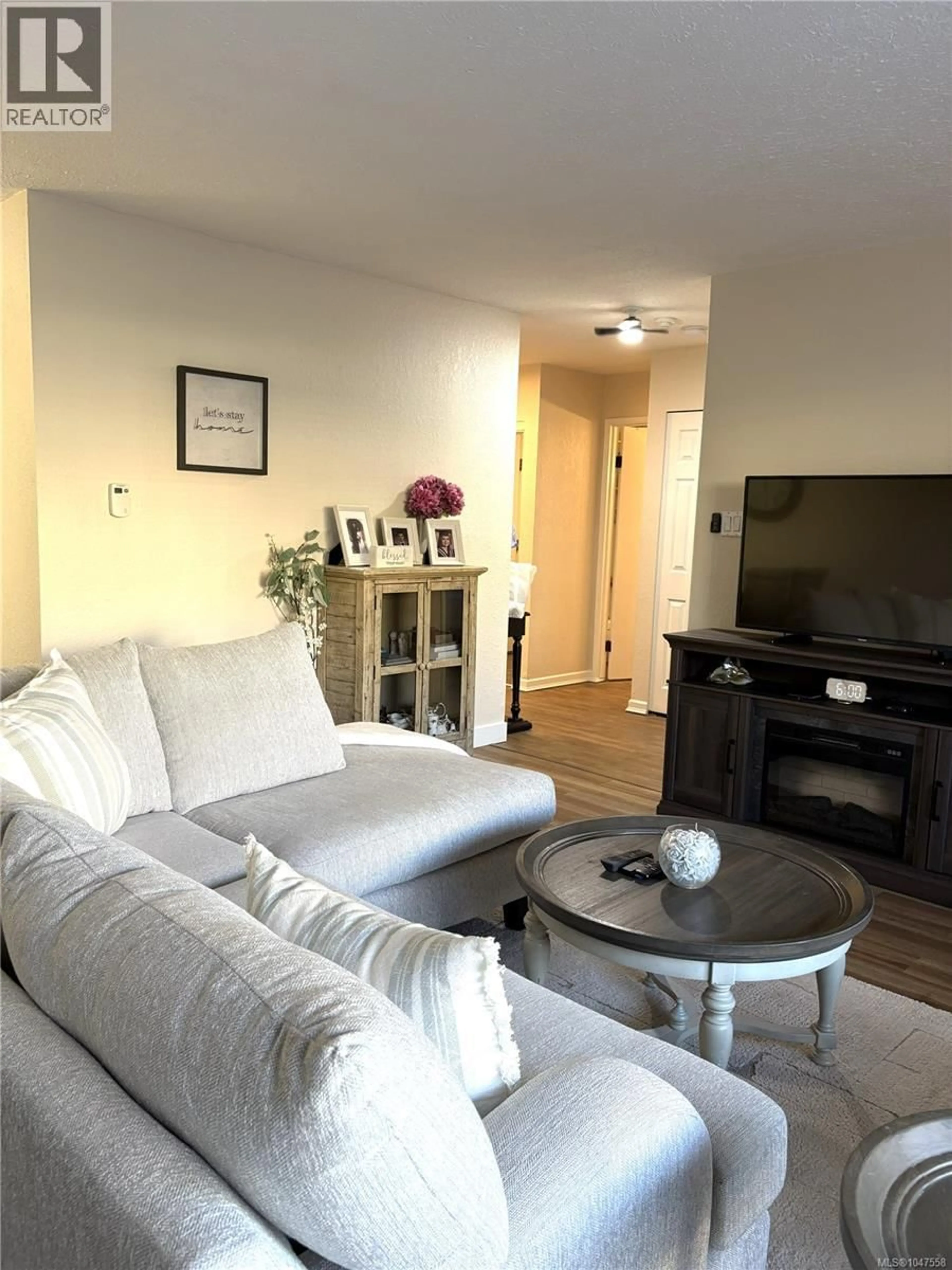 Living room with furniture, unknown for 107 - 363 MORISON AVENUE, Parksville British Columbia V9P1P4