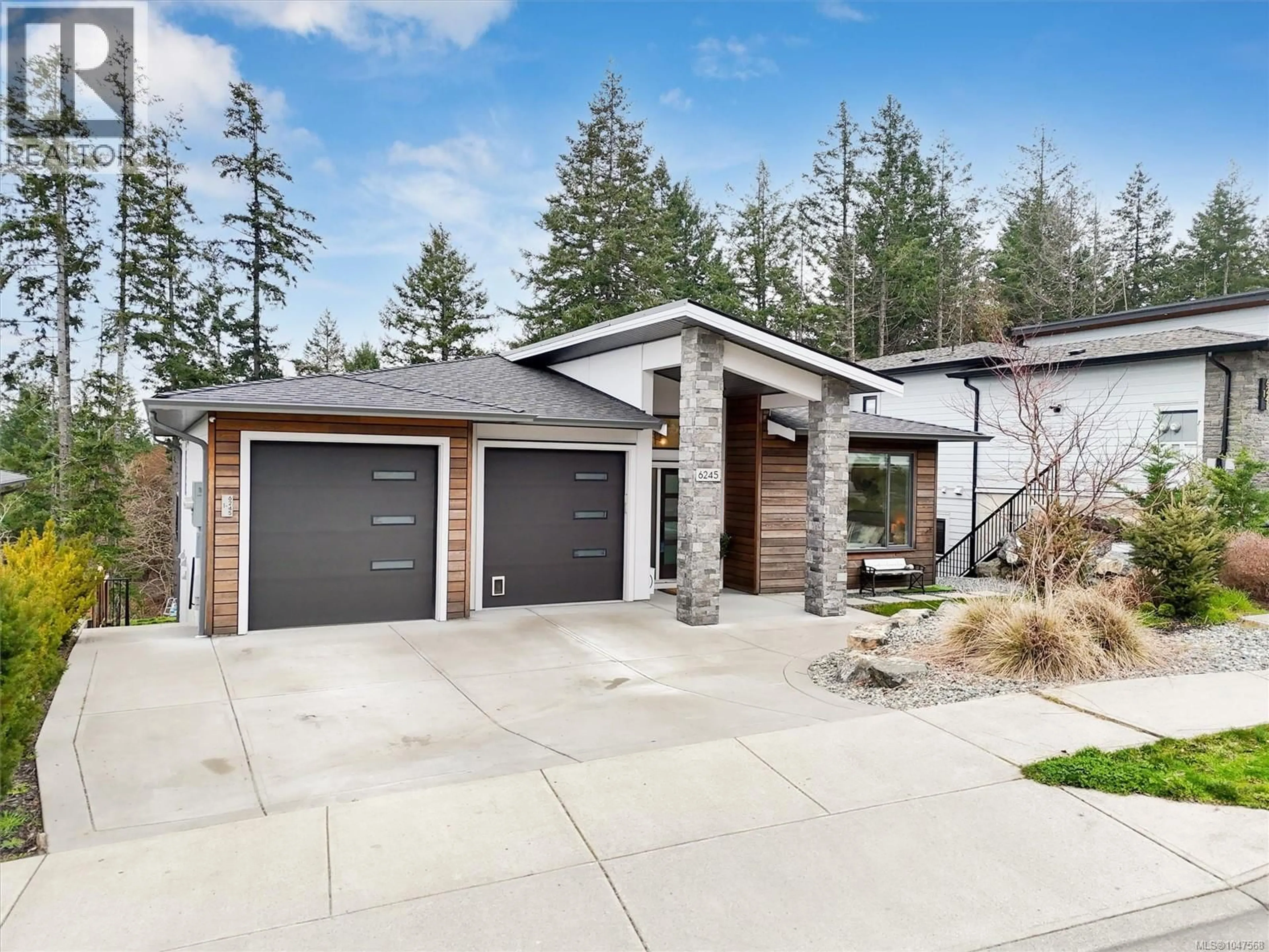 Home with brick exterior material, street for 6245 HIGHWOOD DRIVE, Duncan British Columbia V9L0H5