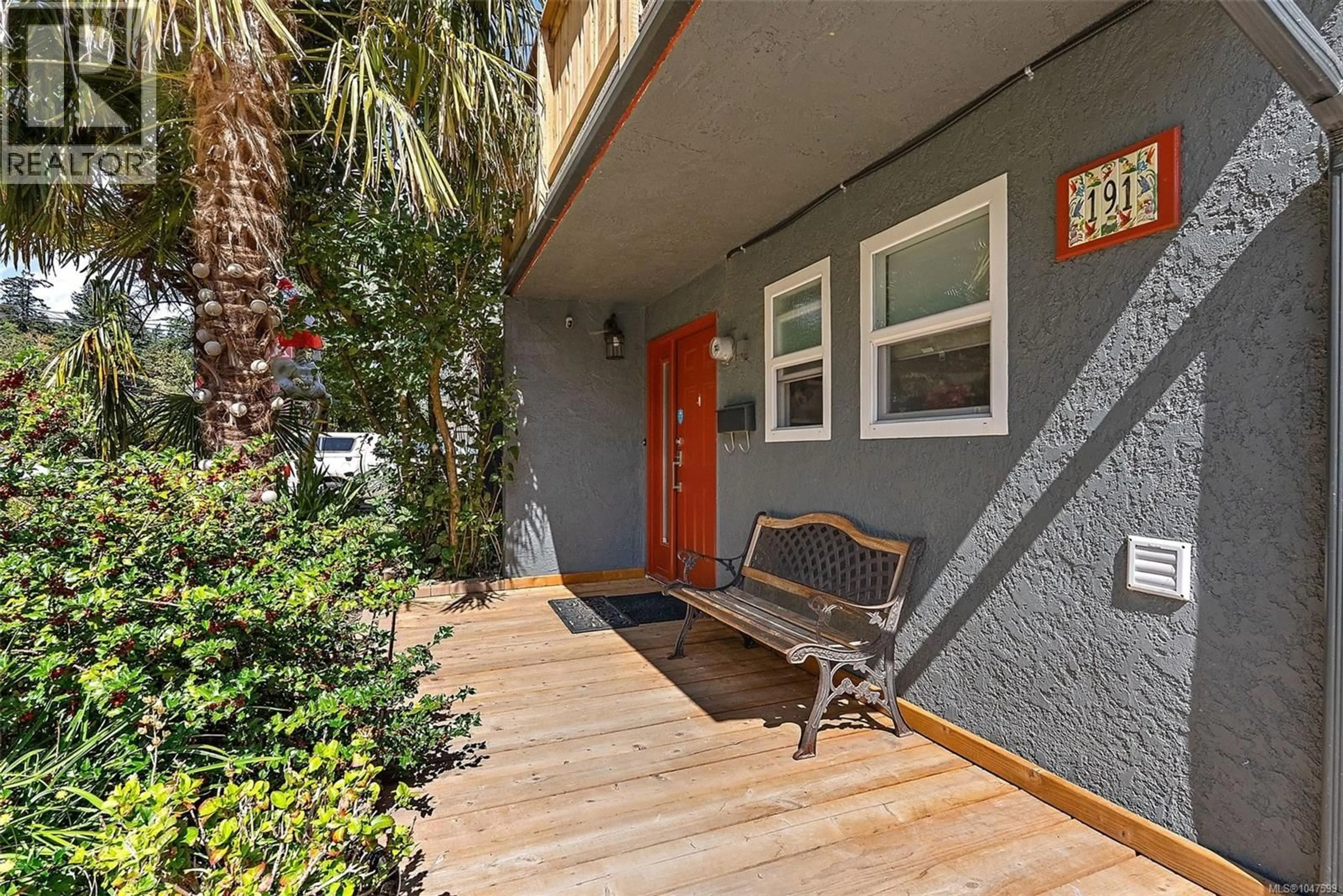Indoor entryway for 191 ATKINS ROAD, View Royal British Columbia V9B2Z9