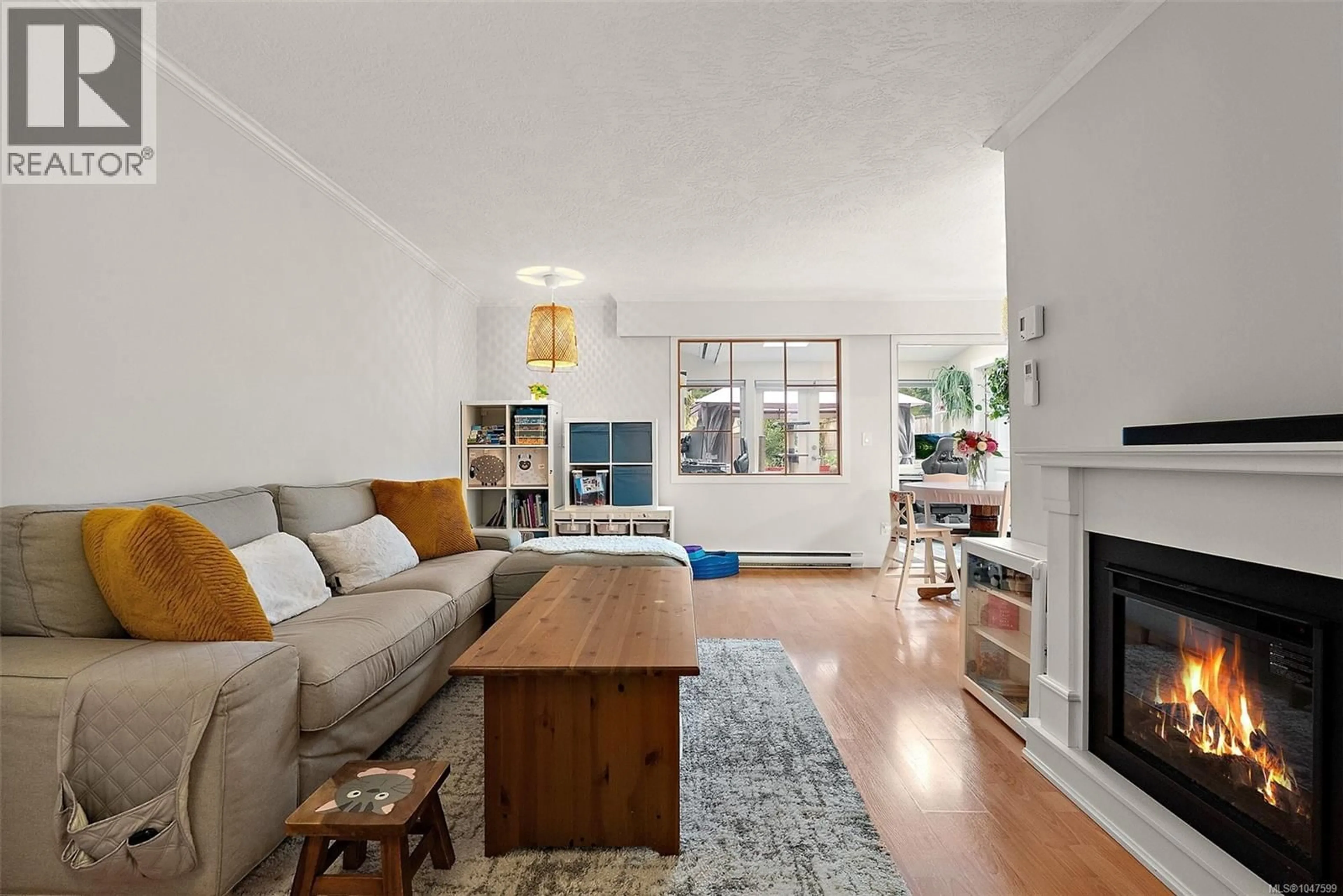 Living room with furniture, unknown for 191 ATKINS ROAD, View Royal British Columbia V9B2Z9