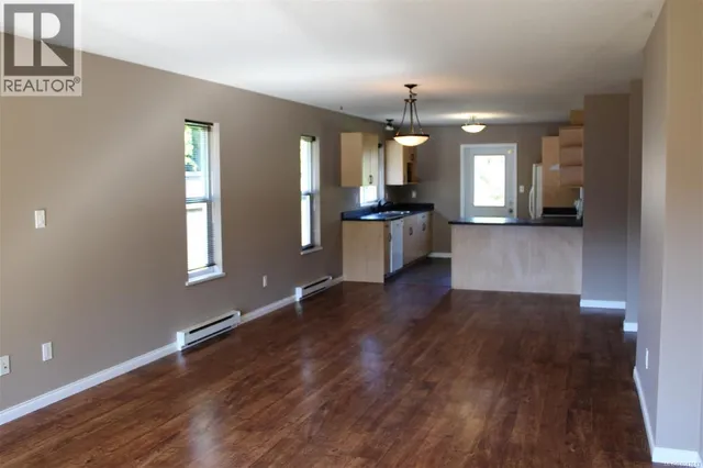 3381 CONISTON CRESCENT, Cumberland 2