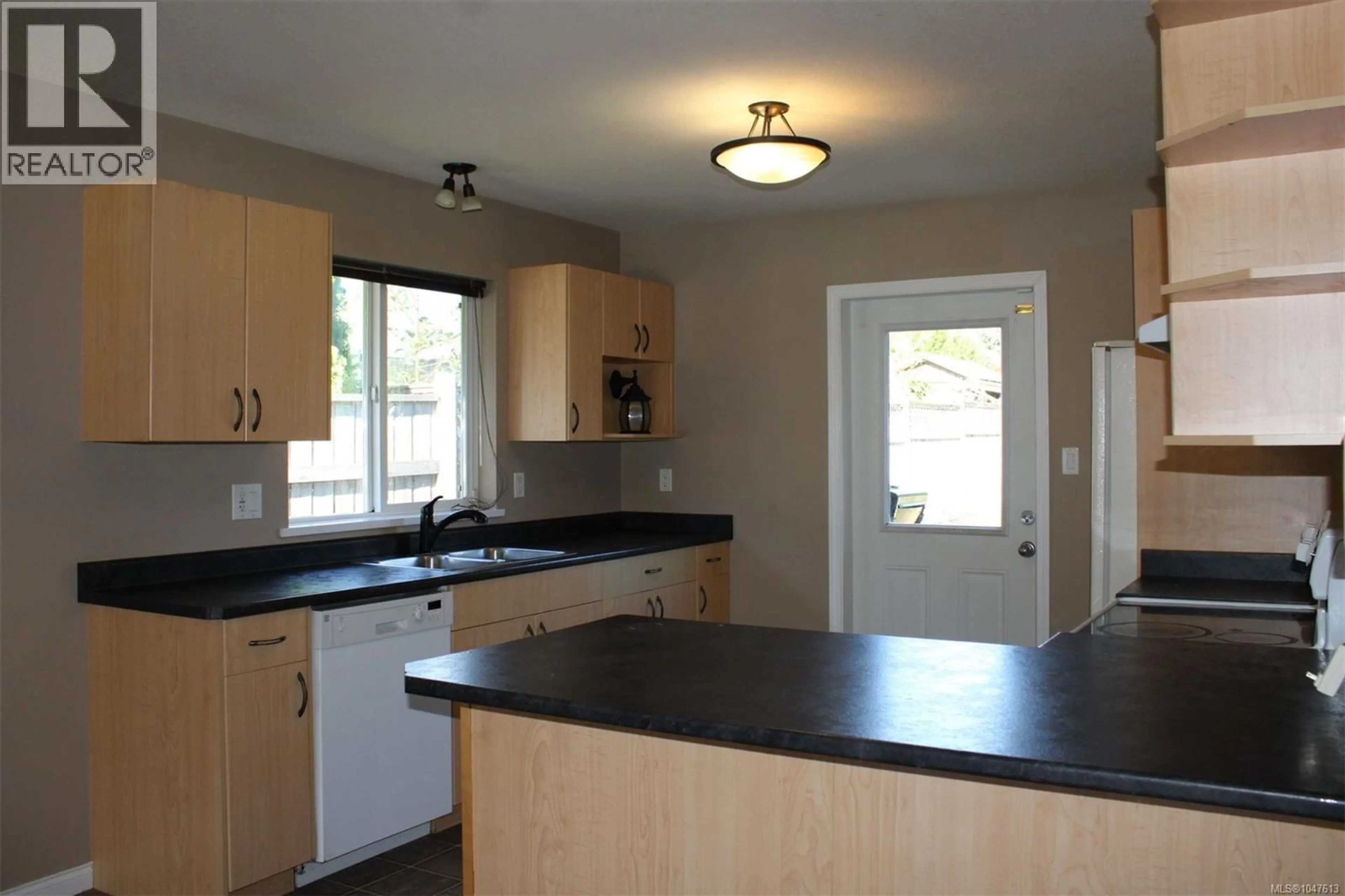 Standard kitchen, unknown for 3381 CONISTON CRESCENT, Cumberland British Columbia V0R1S0