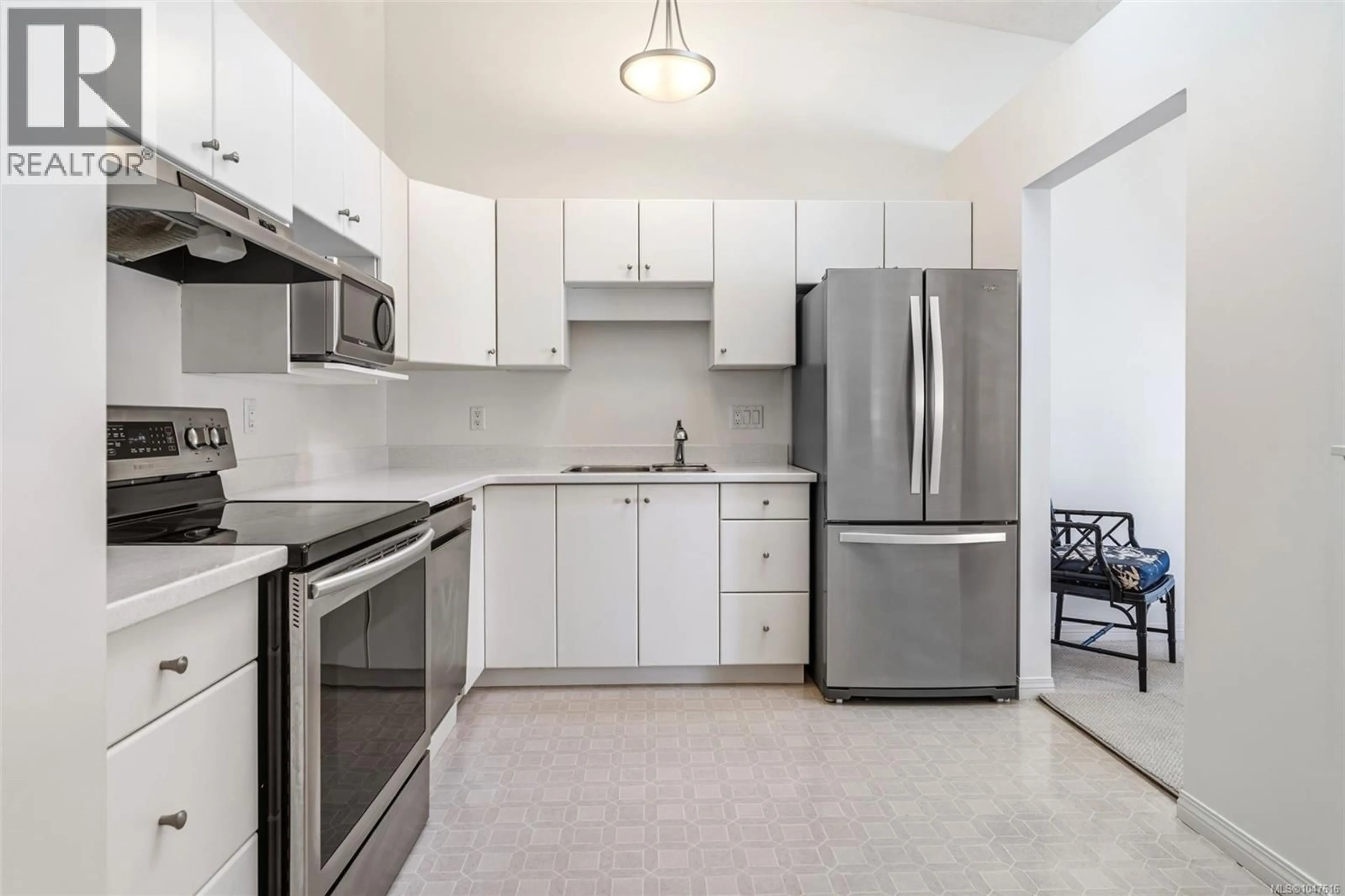 Standard kitchen, unknown for 96 - 2600 FERGUSON ROAD, Central Saanich British Columbia V8M2C1