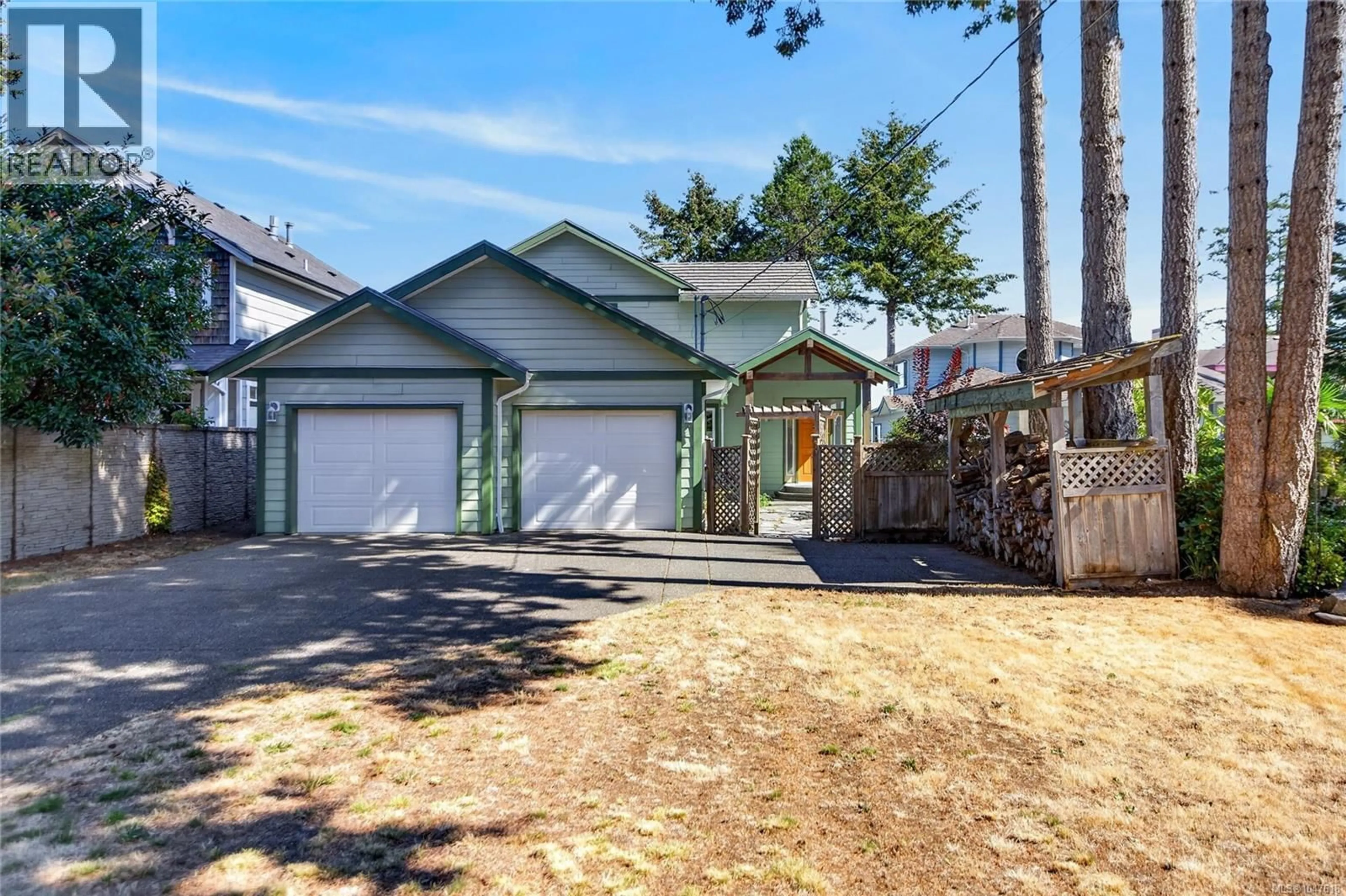 Home with vinyl exterior material, street for 1776 ASTRA ROAD, Comox British Columbia V9M4B6