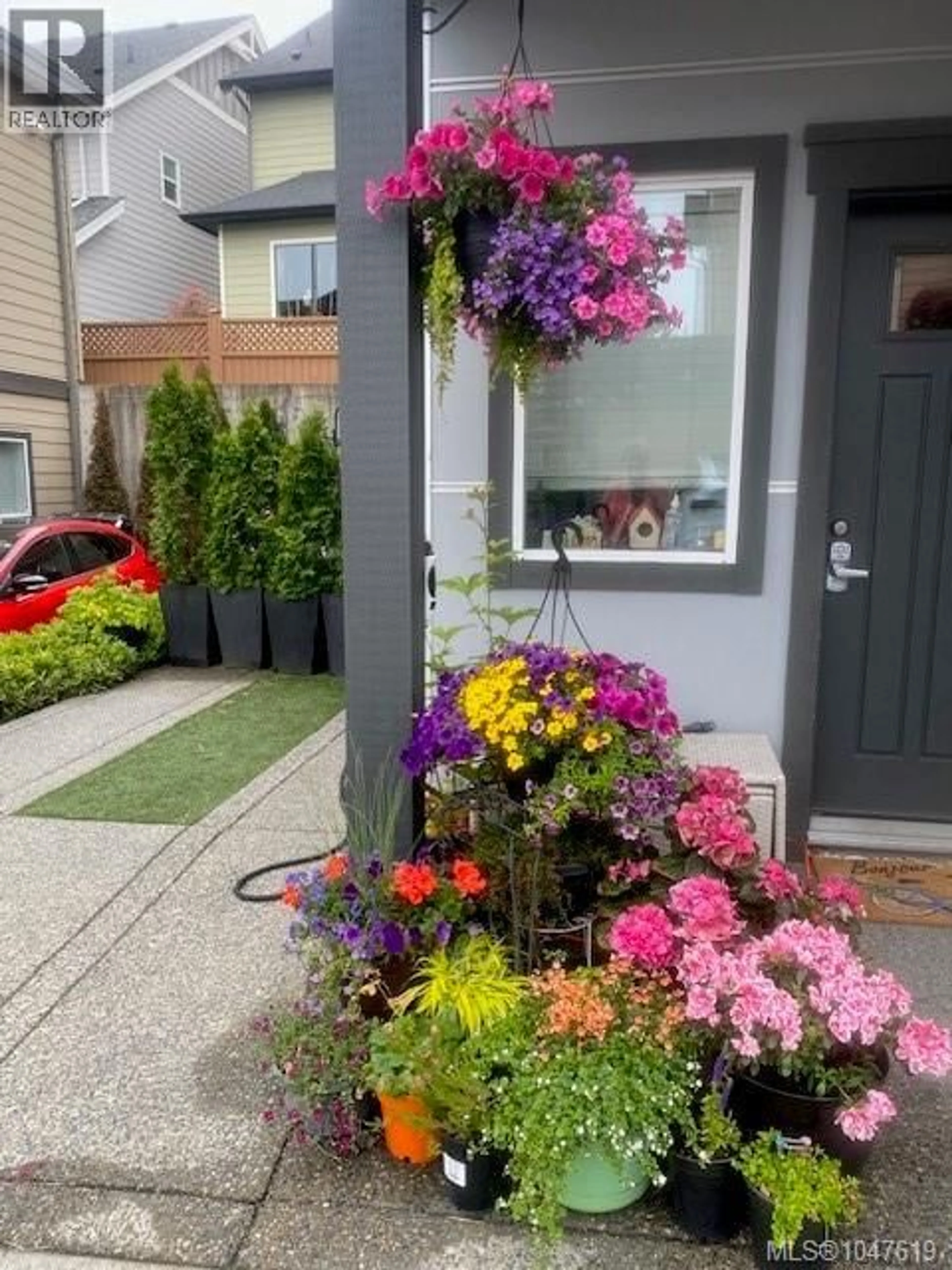 Indoor entryway for 1005 BOEING CLOSE, Langford British Columbia V9B0R2
