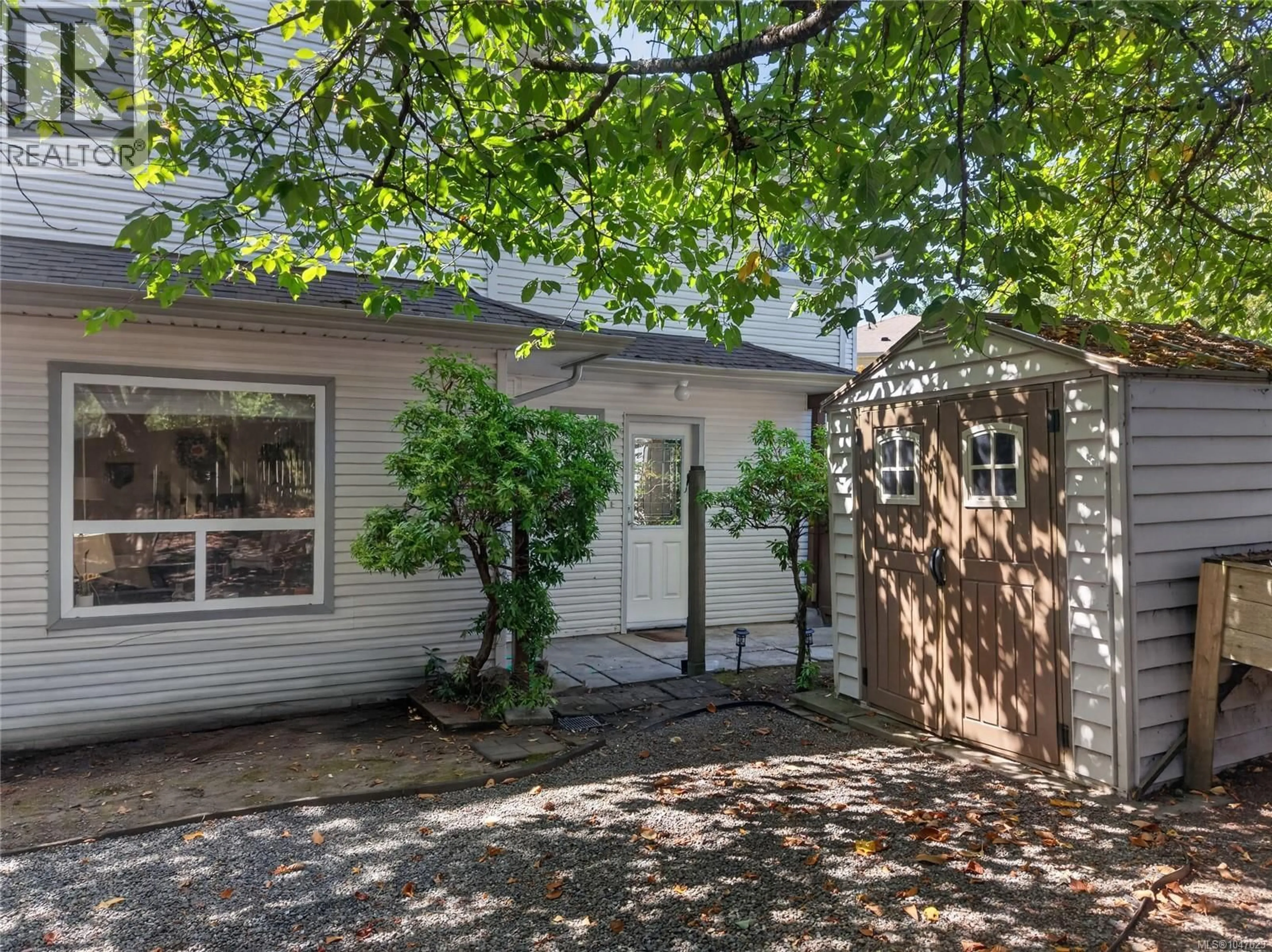 Home with vinyl exterior material, street for 18 - 1180 BRAIDWOOD ROAD, Courtenay British Columbia V9N3R9