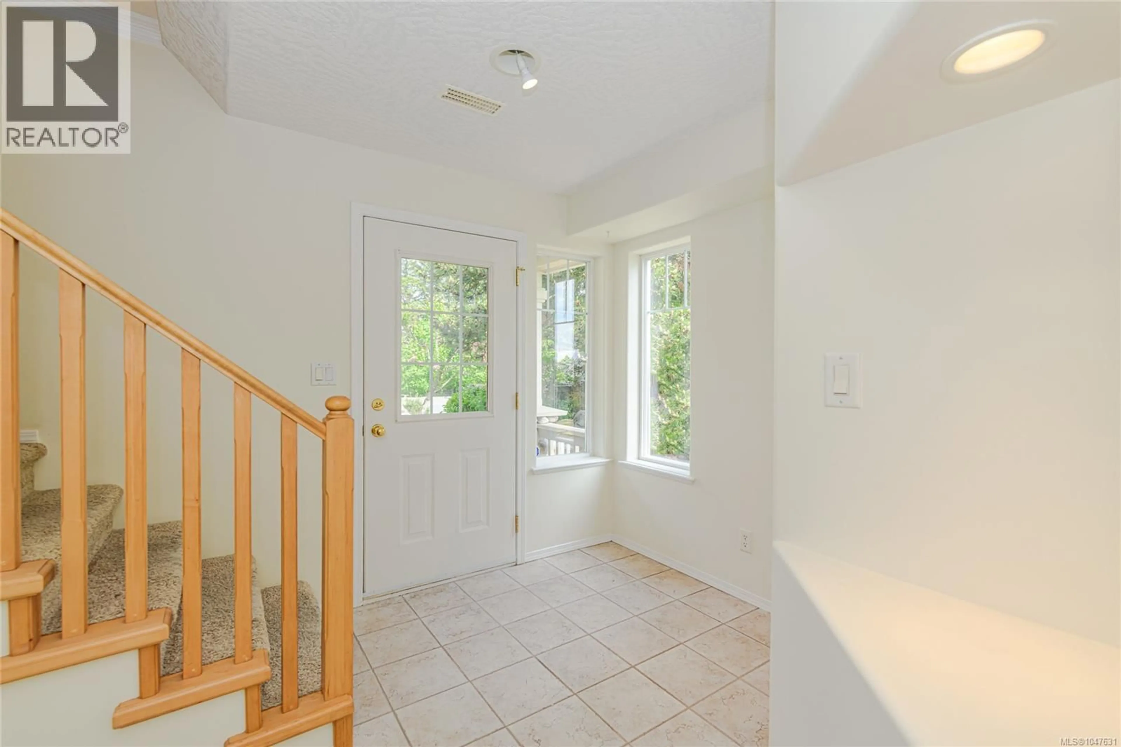Indoor entryway for 2680 MILLPOND TERRACE, Langford British Columbia V9B6A4
