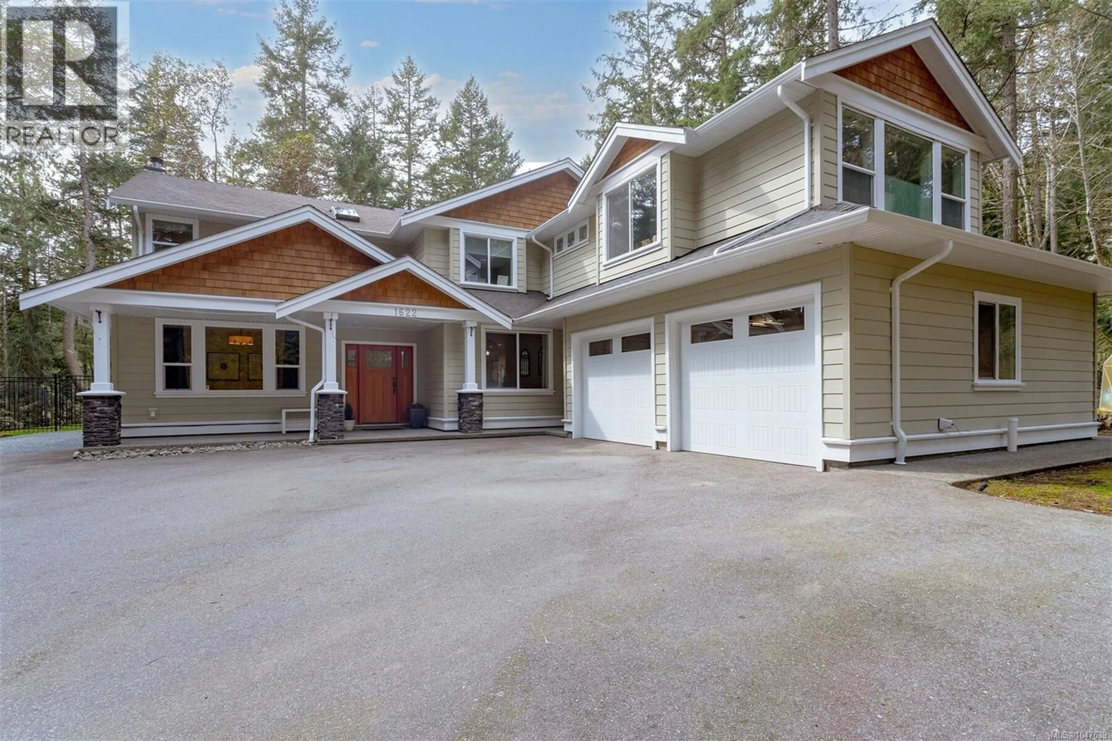 Home with vinyl exterior material, street for 1622 MILLSTREAM ROAD, Highlands British Columbia V9B6G4