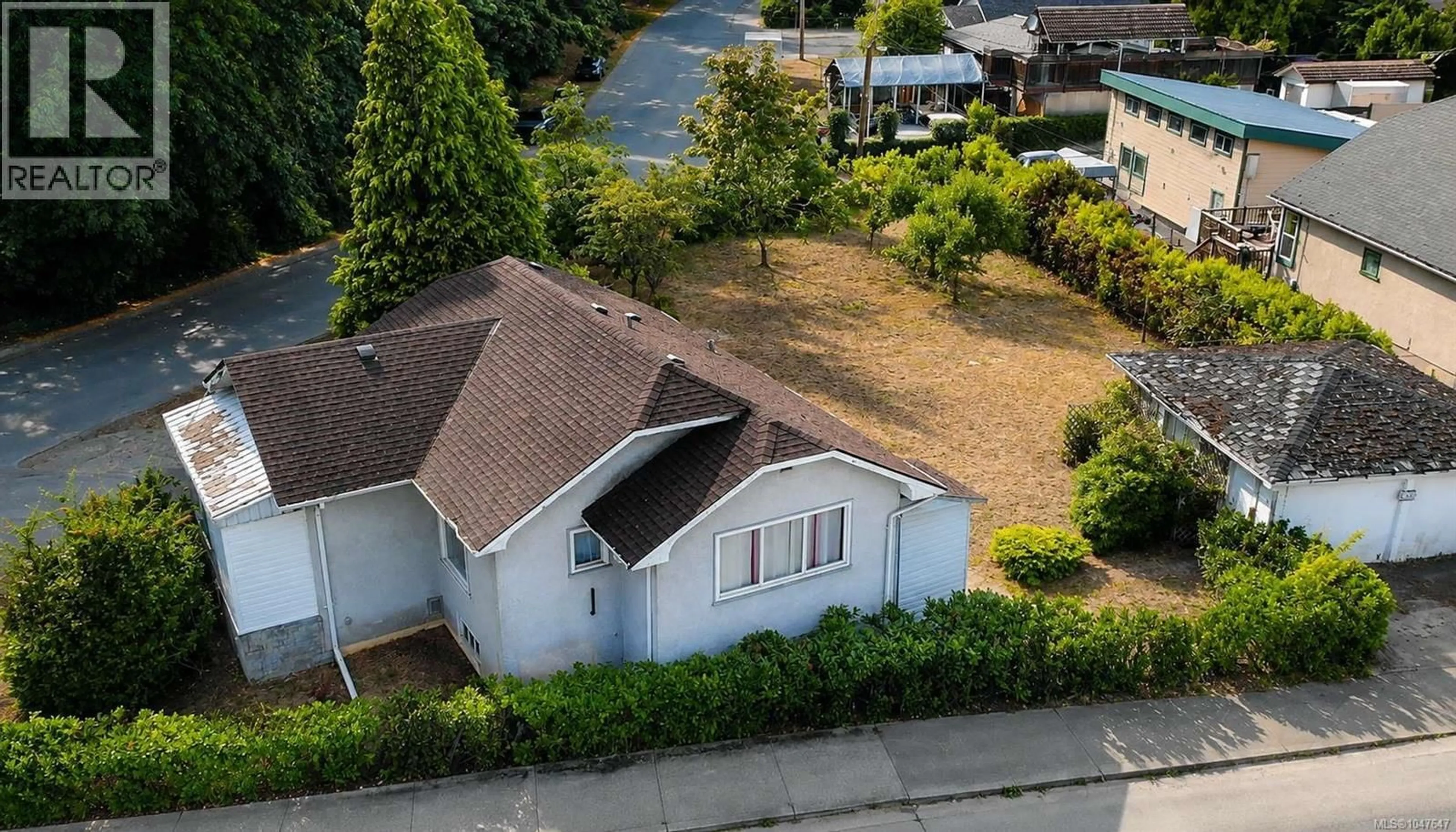A pic from outside/outdoor area/front of a property/back of a property/a pic from drone, street for 4311 NORTH PARK DRIVE, Port Alberni British Columbia V9Y3J1