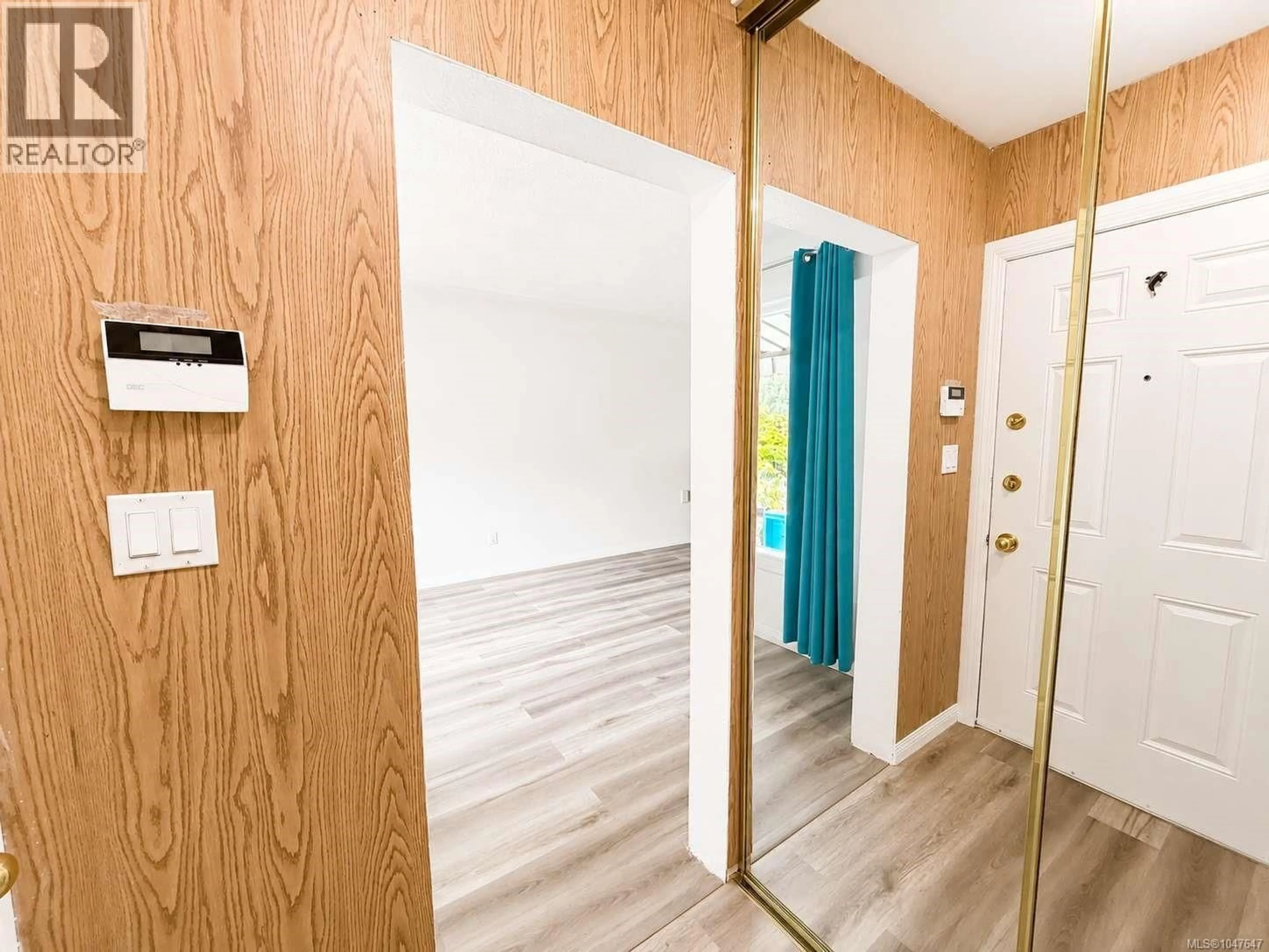Indoor entryway for 4311 NORTH PARK DRIVE, Port Alberni British Columbia V9Y3J1