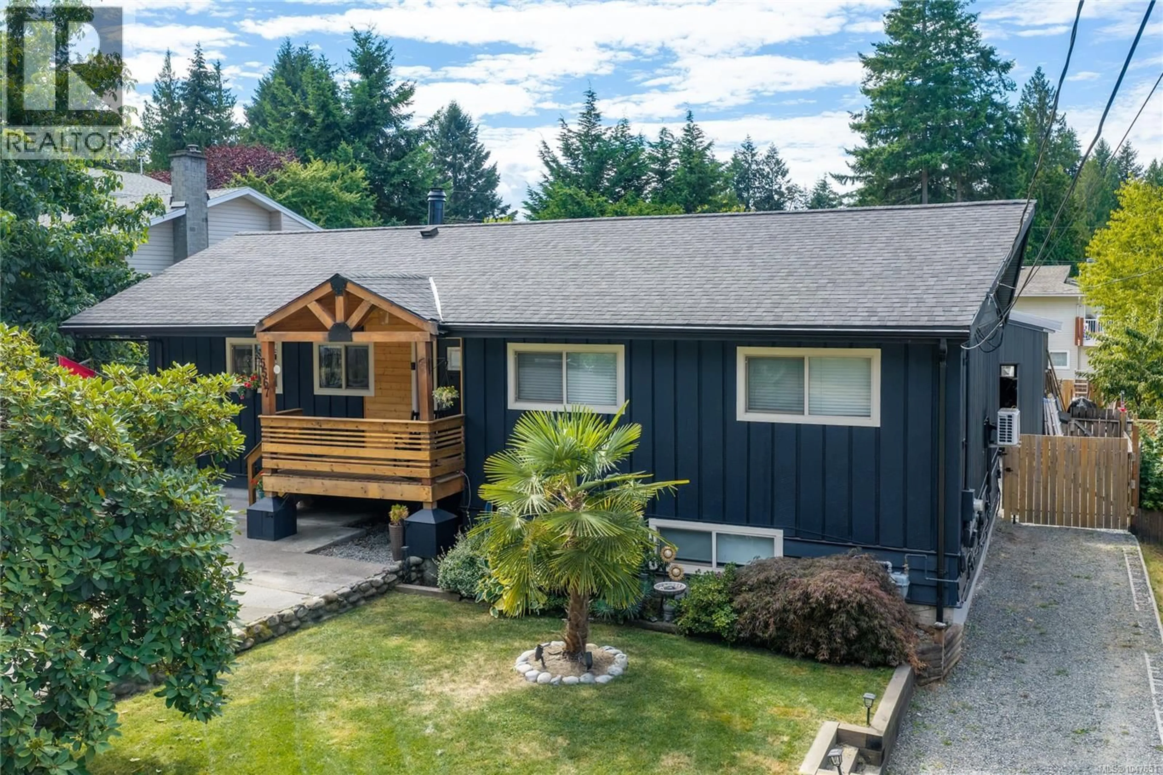 A pic from outside/outdoor area/front of a property/back of a property/a pic from drone, street for 5567 VENTURA DRIVE, Nanaimo British Columbia V9T5M6