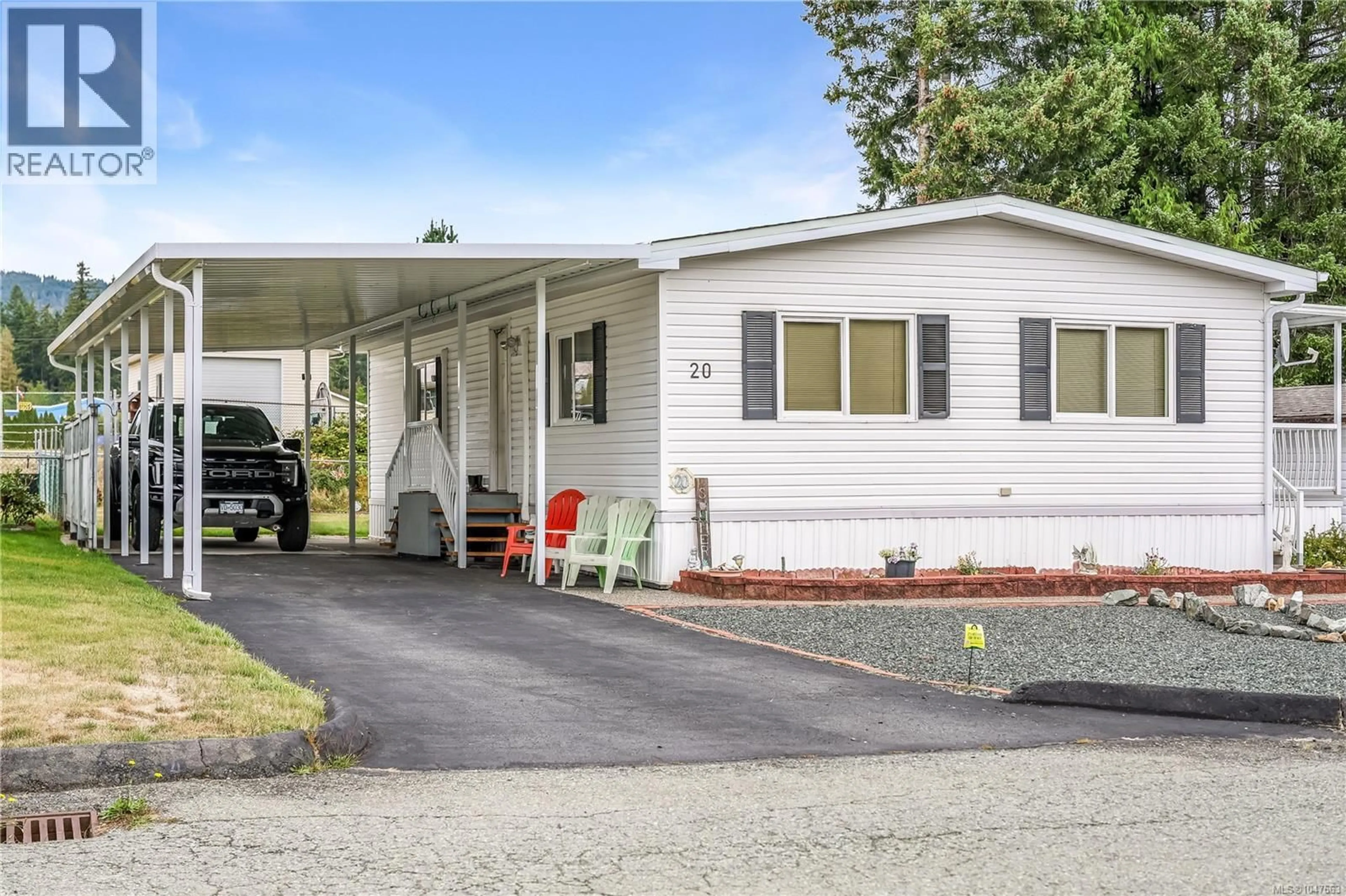 Home with vinyl exterior material, street for 20 - 4935 BROUGHTON STREET, Port Alberni British Columbia V9Y8G7