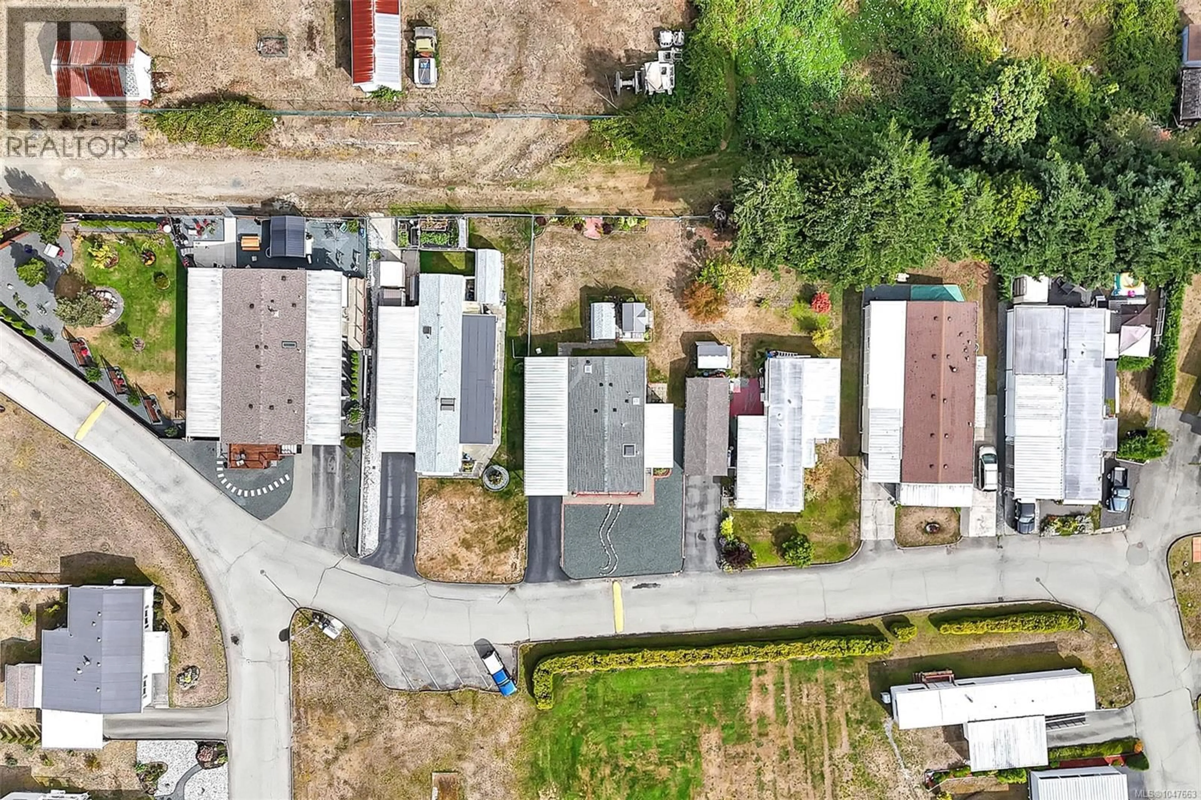 A pic from outside/outdoor area/front of a property/back of a property/a pic from drone, street for 20 - 4935 BROUGHTON STREET, Port Alberni British Columbia V9Y8G7