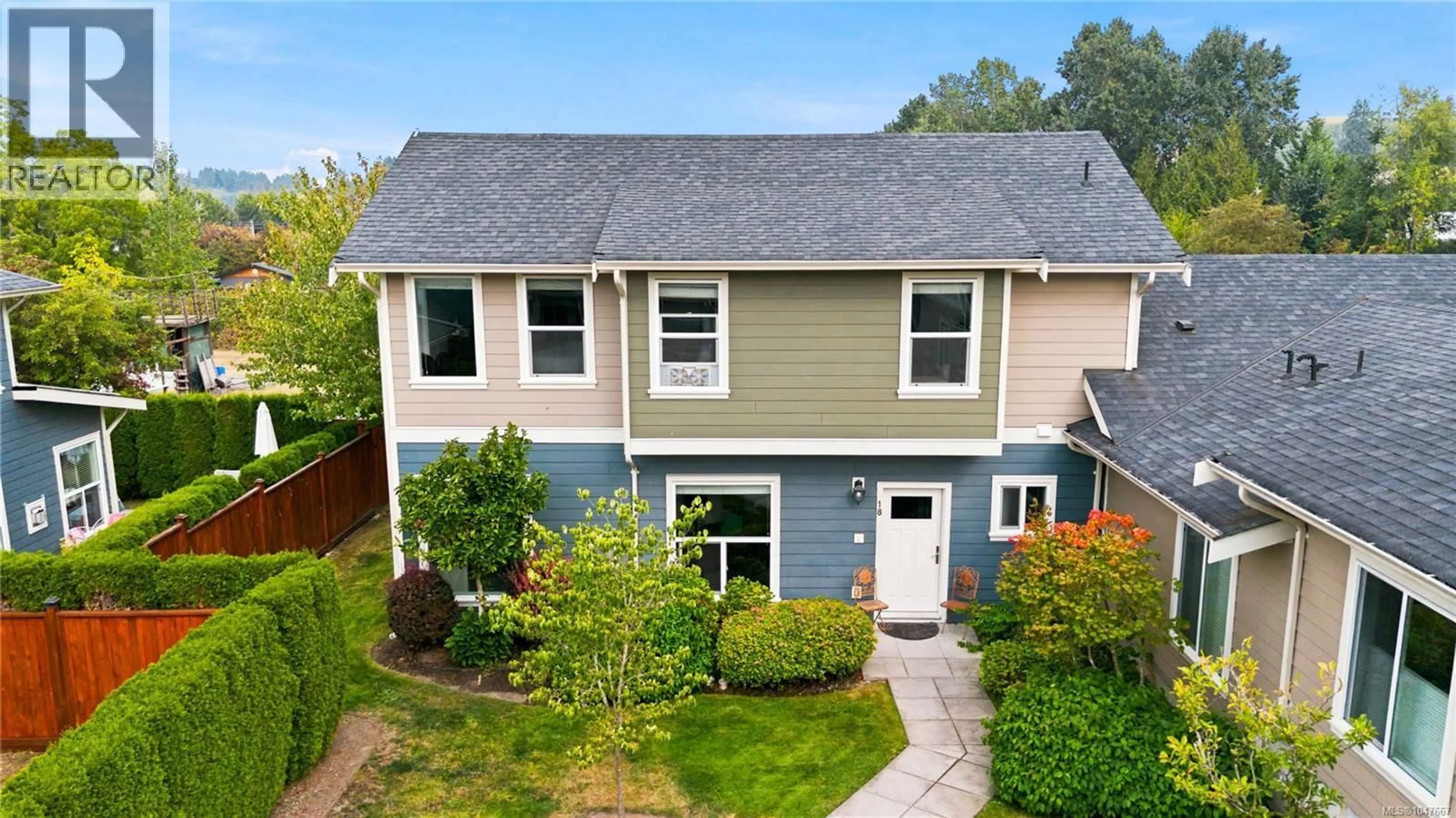 A pic from outside/outdoor area/front of a property/back of a property/a pic from drone, street for 18 - 1515 KEATING CROSS ROAD, Central Saanich British Columbia V8M1W9