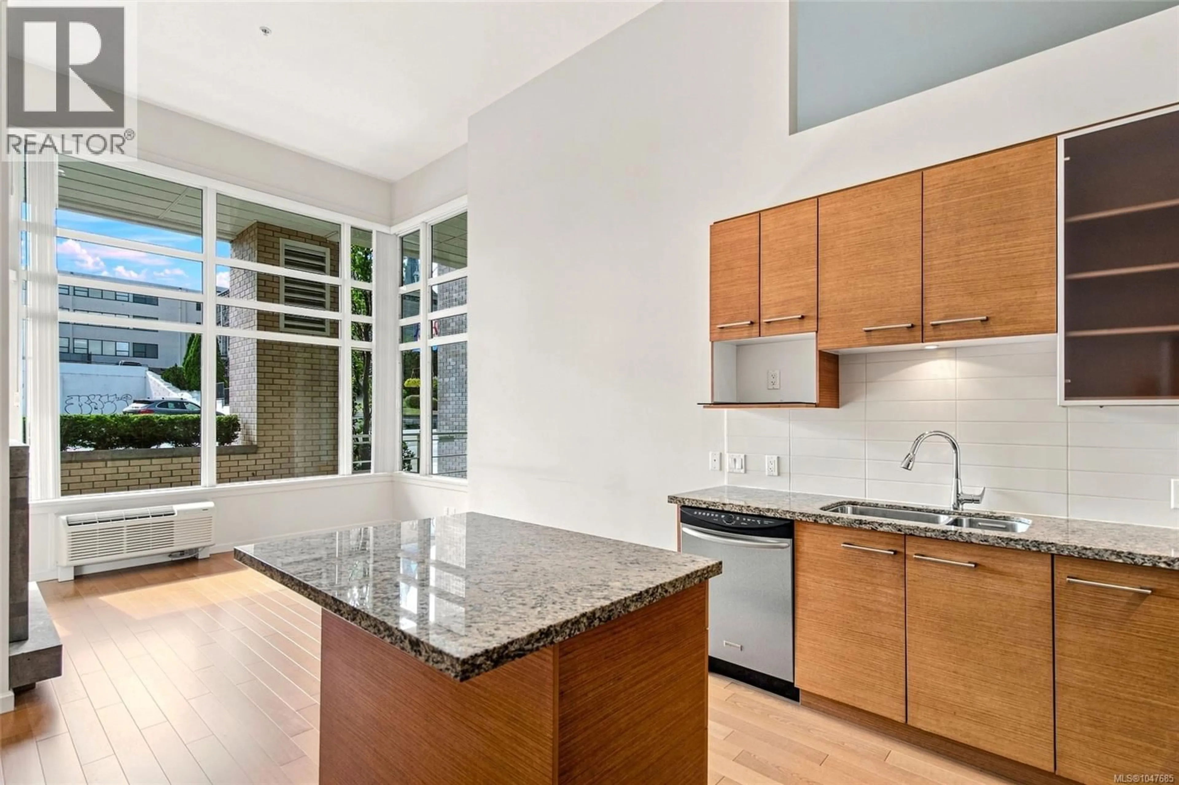 Open concept kitchen, unknown for 107 - 38 FRONT STREET, Nanaimo British Columbia V9R5H7
