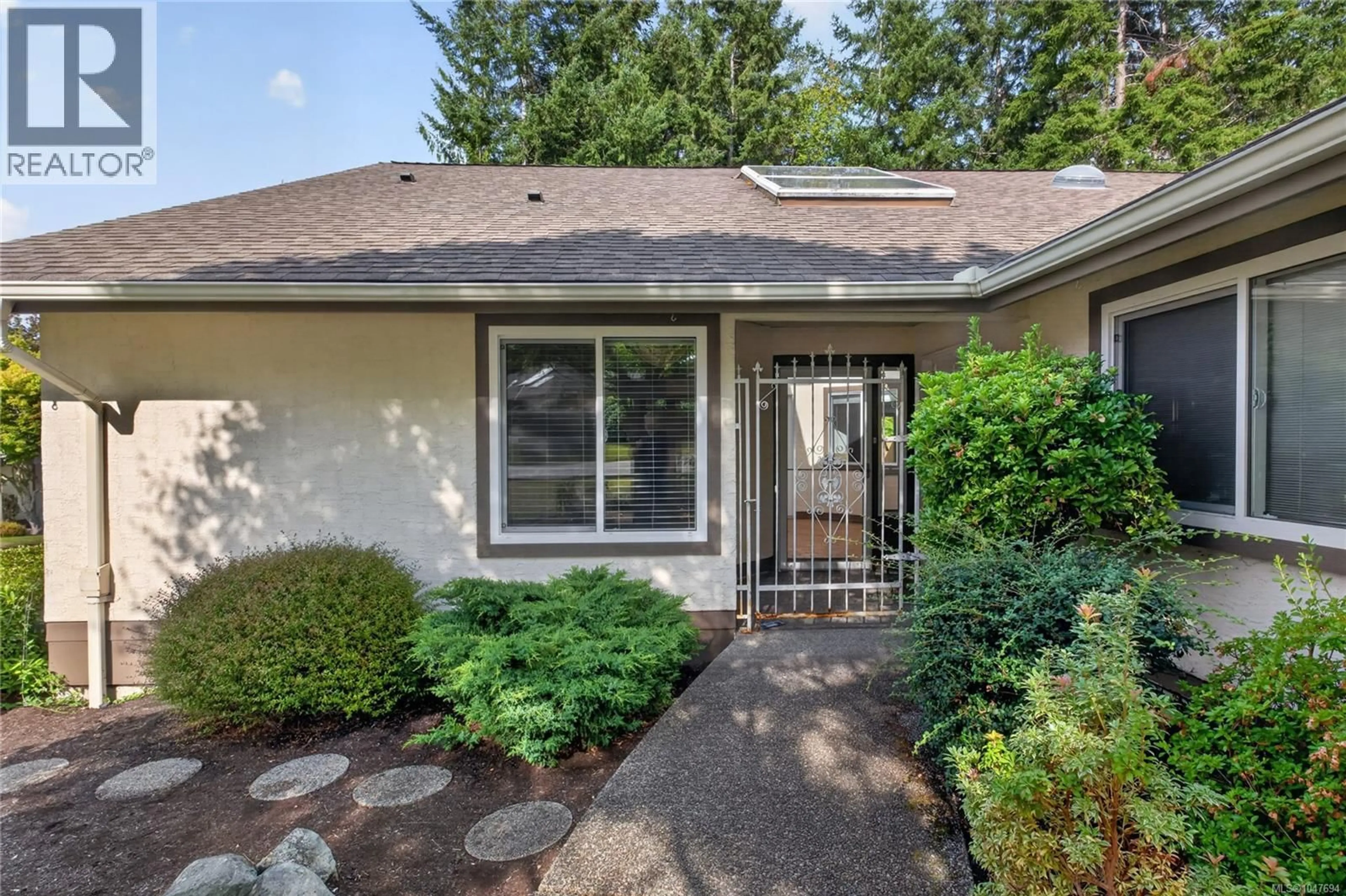 Unknown for 1 - 885 BERWICK ROAD SOUTH, Qualicum Beach British Columbia V9K1N7