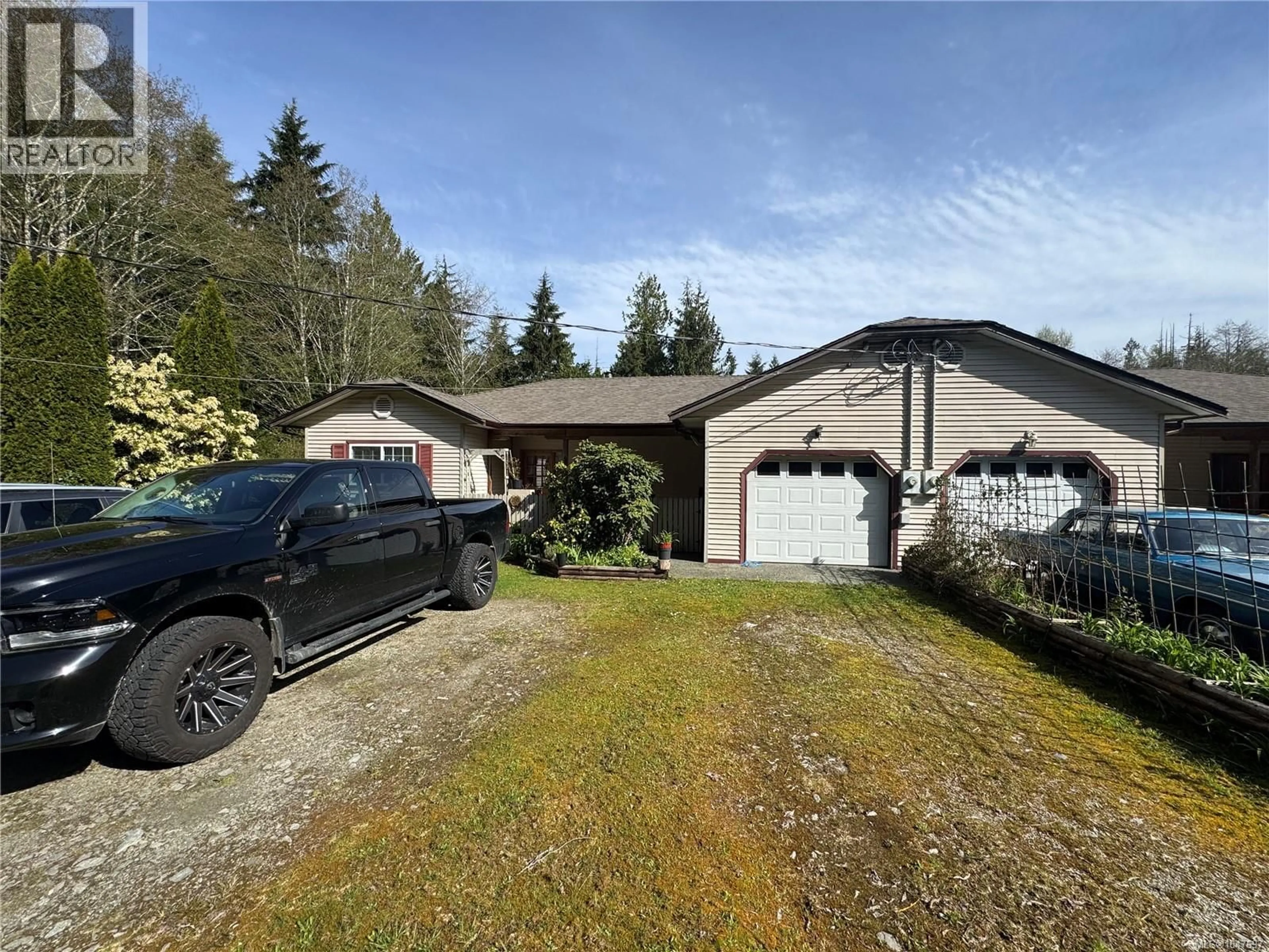 A pic from outside/outdoor area/front of a property/back of a property/a pic from drone, street for A - 280 BINNACLE ROAD, Bamfield British Columbia V0R1B0