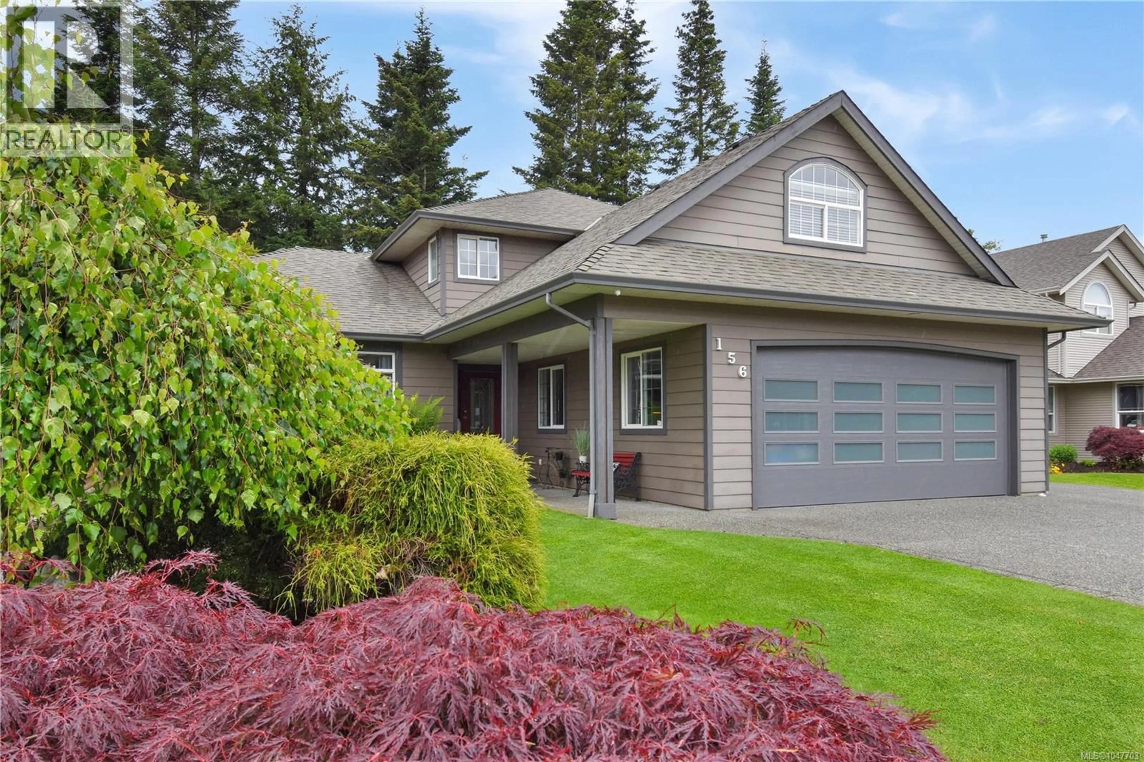 Home with vinyl exterior material, street for 156 MARYLAND ROAD, Campbell River British Columbia V9W8G2