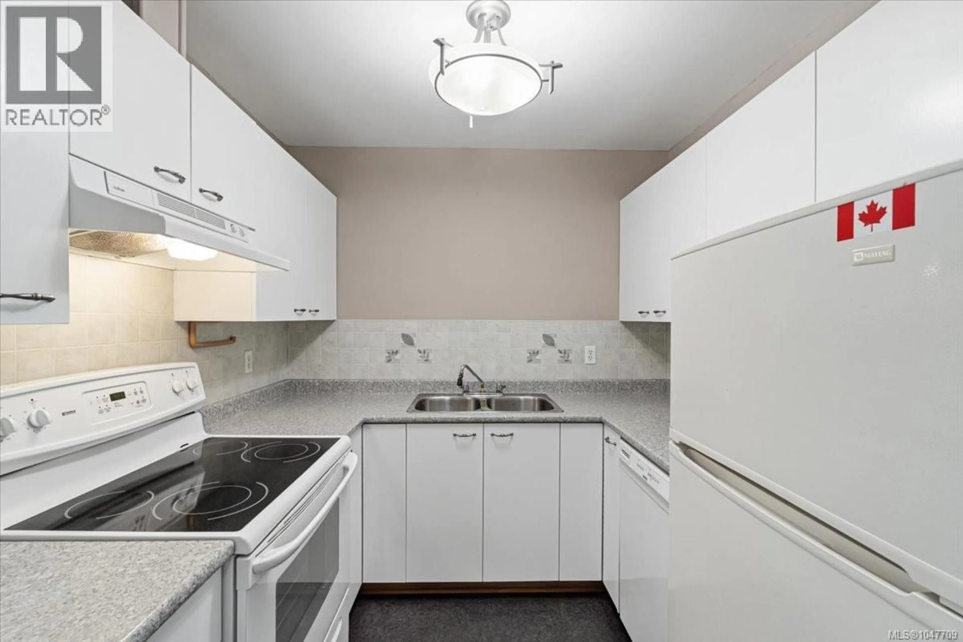 Standard kitchen, unknown for 53 - 120 FINHOLM STREET, Parksville British Columbia V9P1J4
