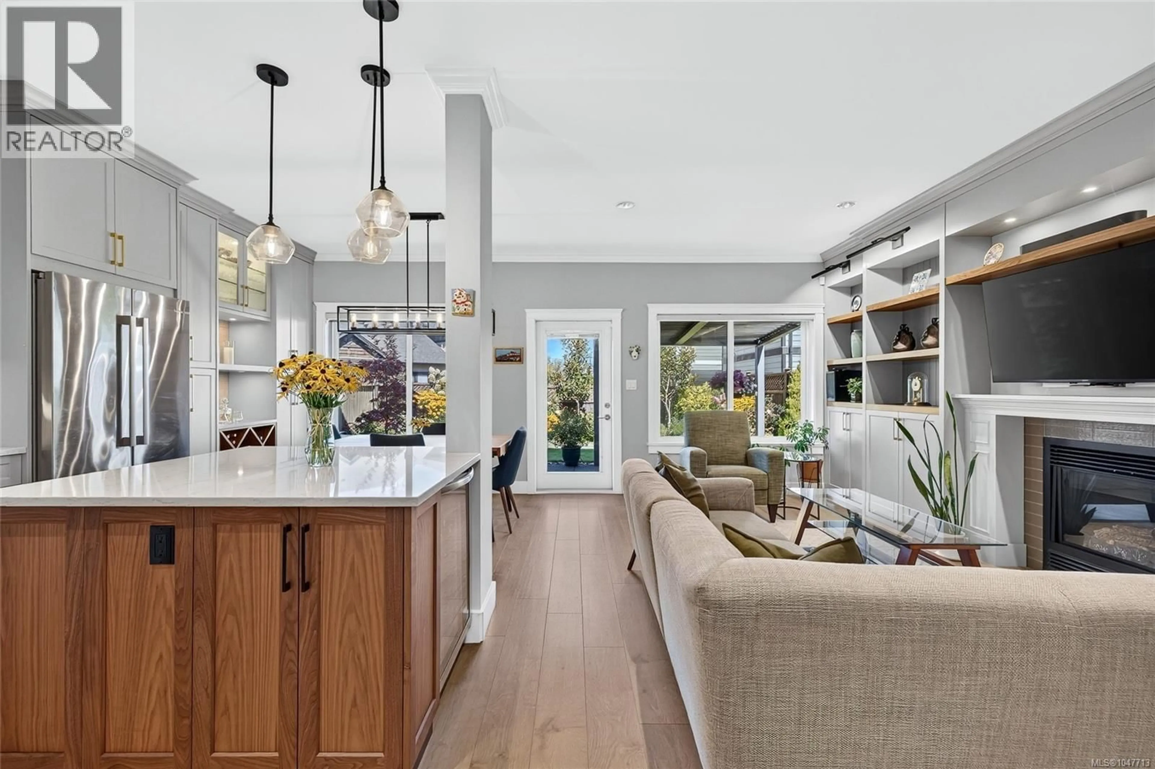 Open concept kitchen, ceramic/tile floor for 1972 BRACKMAN WAY, North Saanich British Columbia V8L0C2