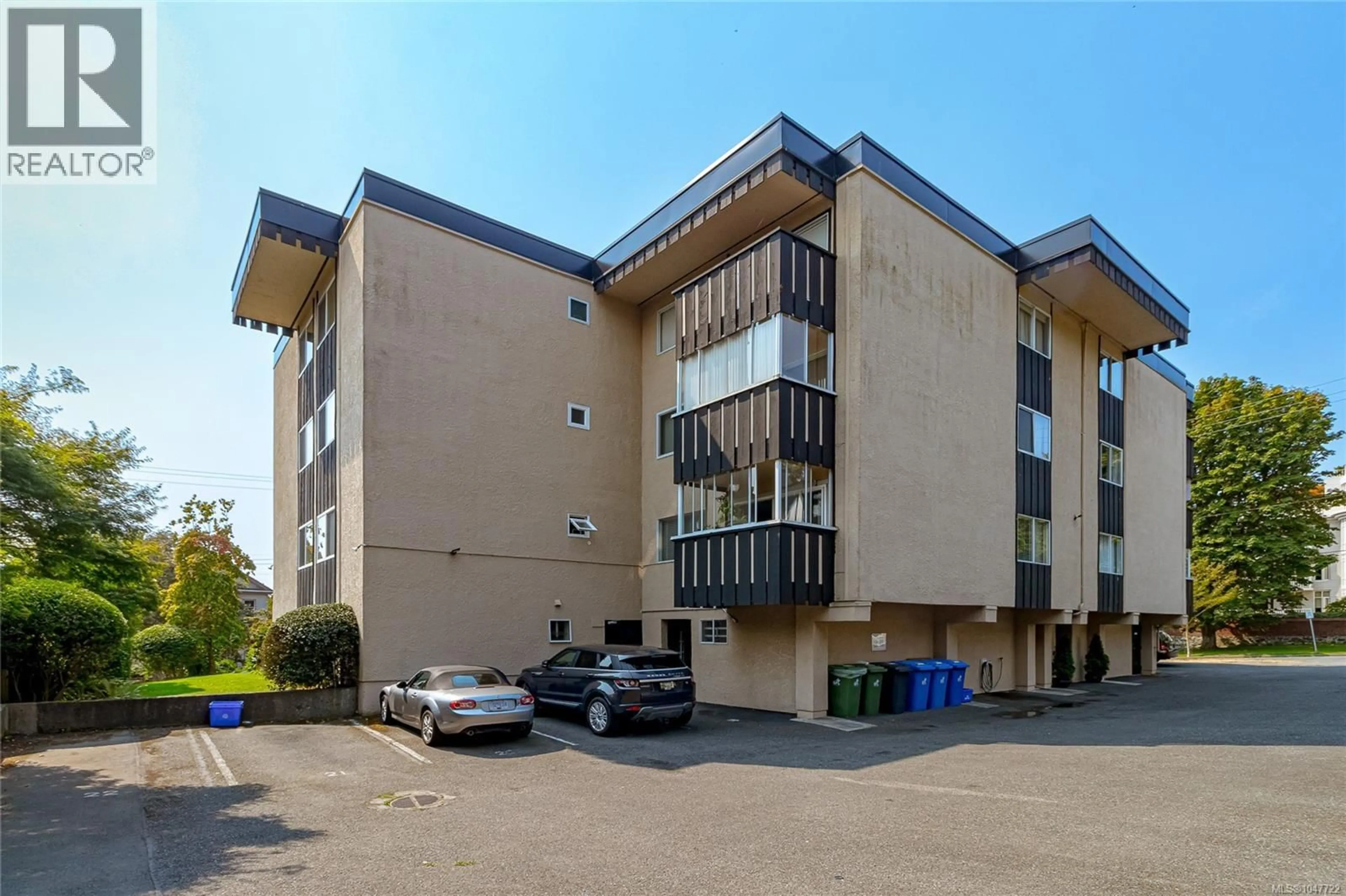 Unknown for 101 - 1000 MCCLURE STREET, Victoria British Columbia V8V3E9