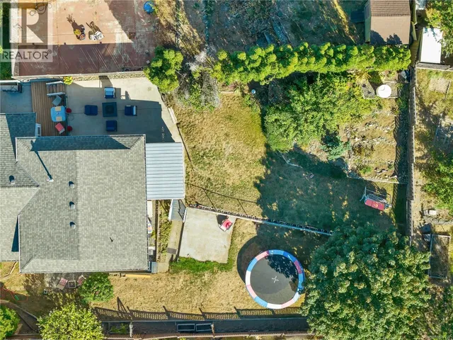 825 PINECREST ROAD, Campbell River 5