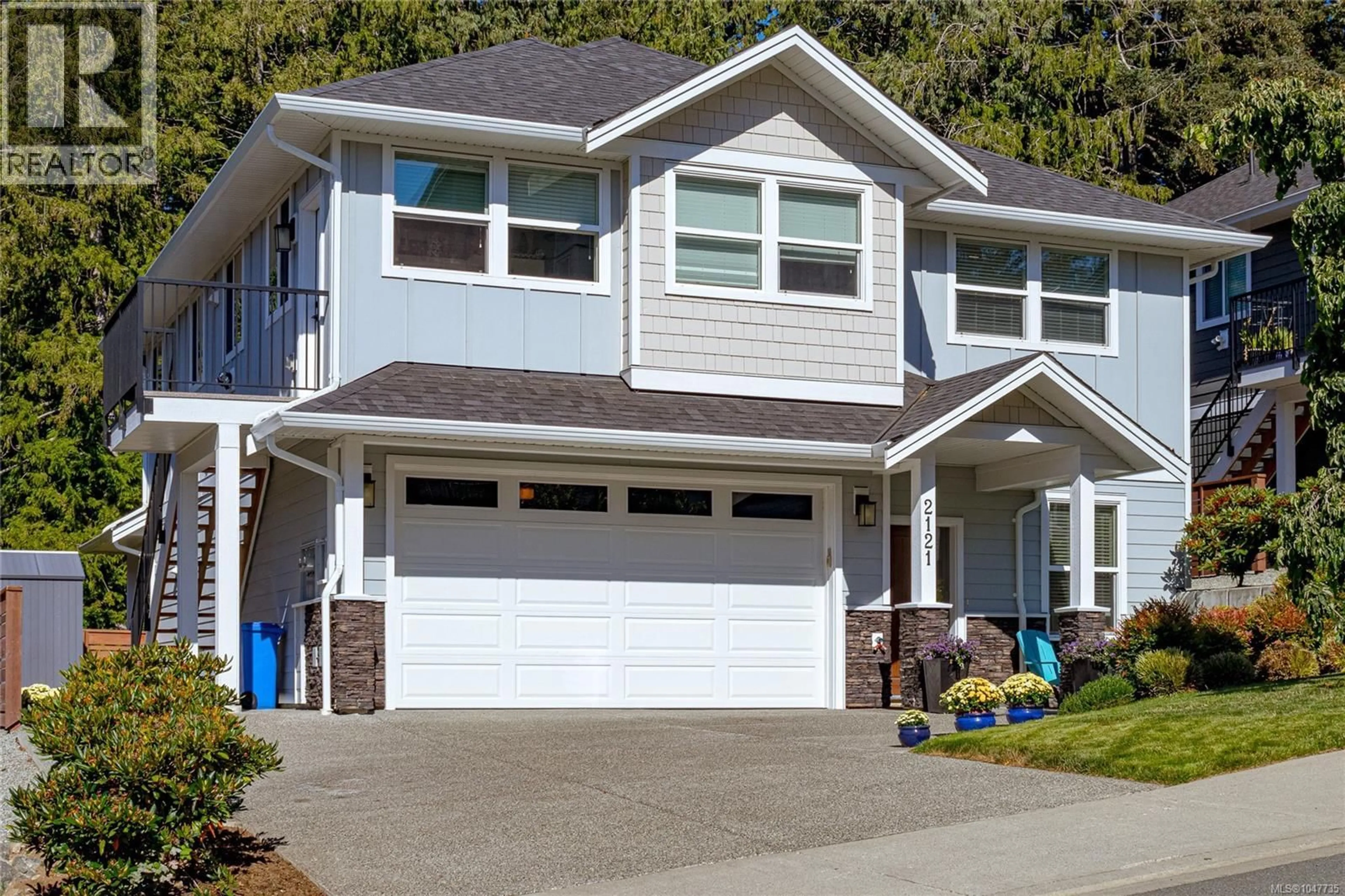 Home with vinyl exterior material, street for 2121 TRIANGLE TRAIL, Langford British Columbia V9C0R2