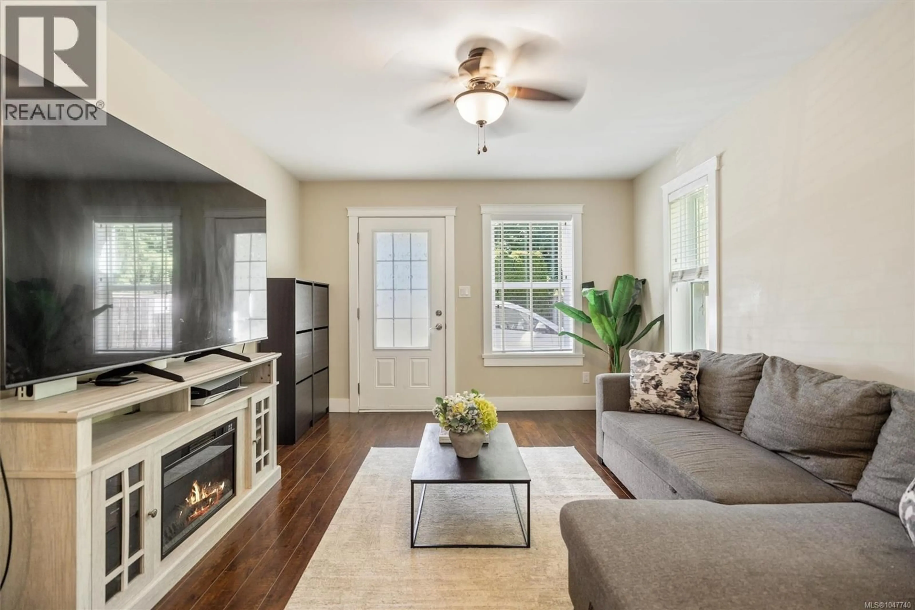 Living room with furniture, unknown for 209 - 954 WALFRED ROAD, Langford British Columbia V9C0E2