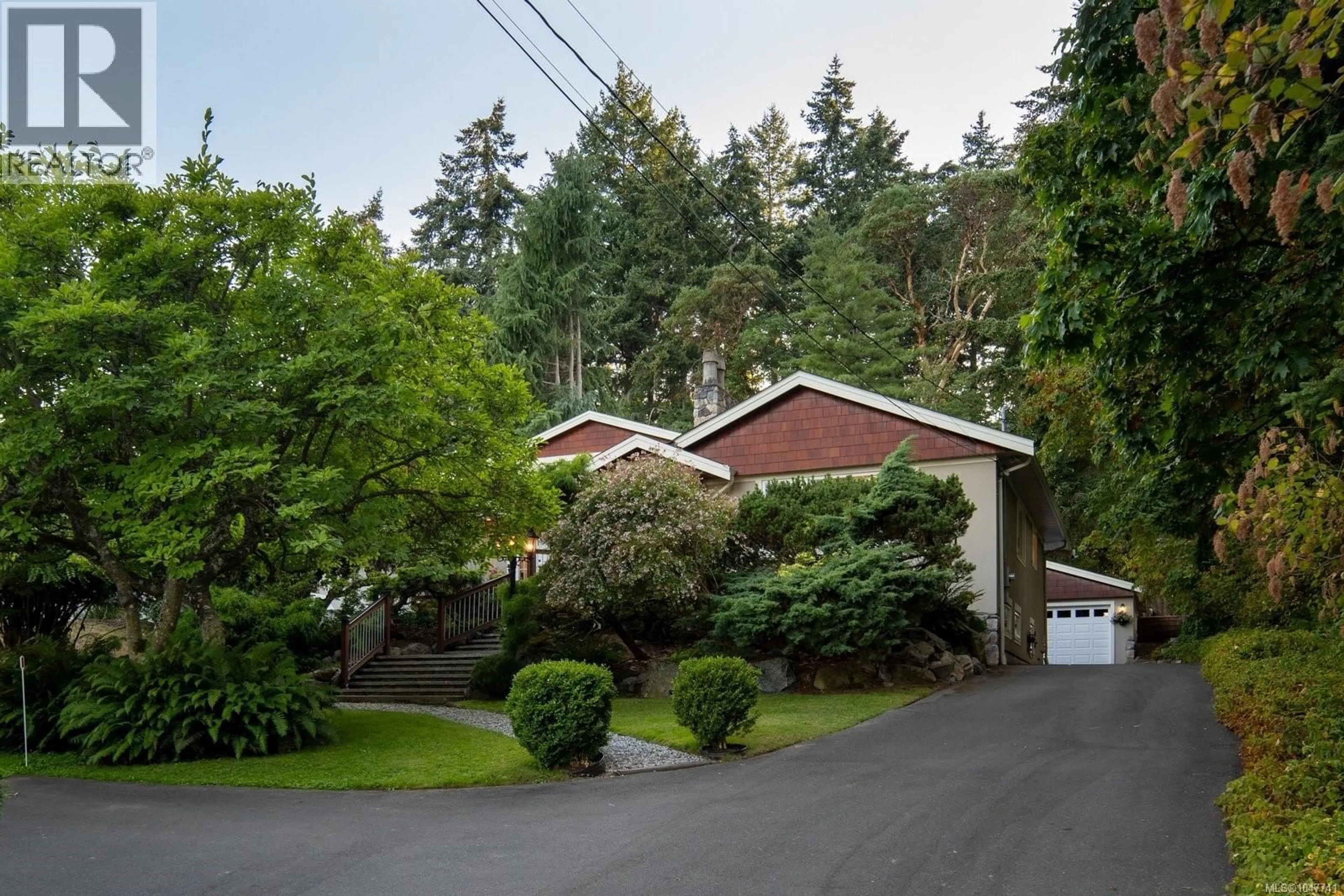 Unknown for 2229 ARBUTUS ROAD EAST, Saanich British Columbia V8N1V2