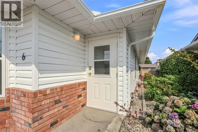 6 - 441 HARNISH AVENUE, Parksville 2