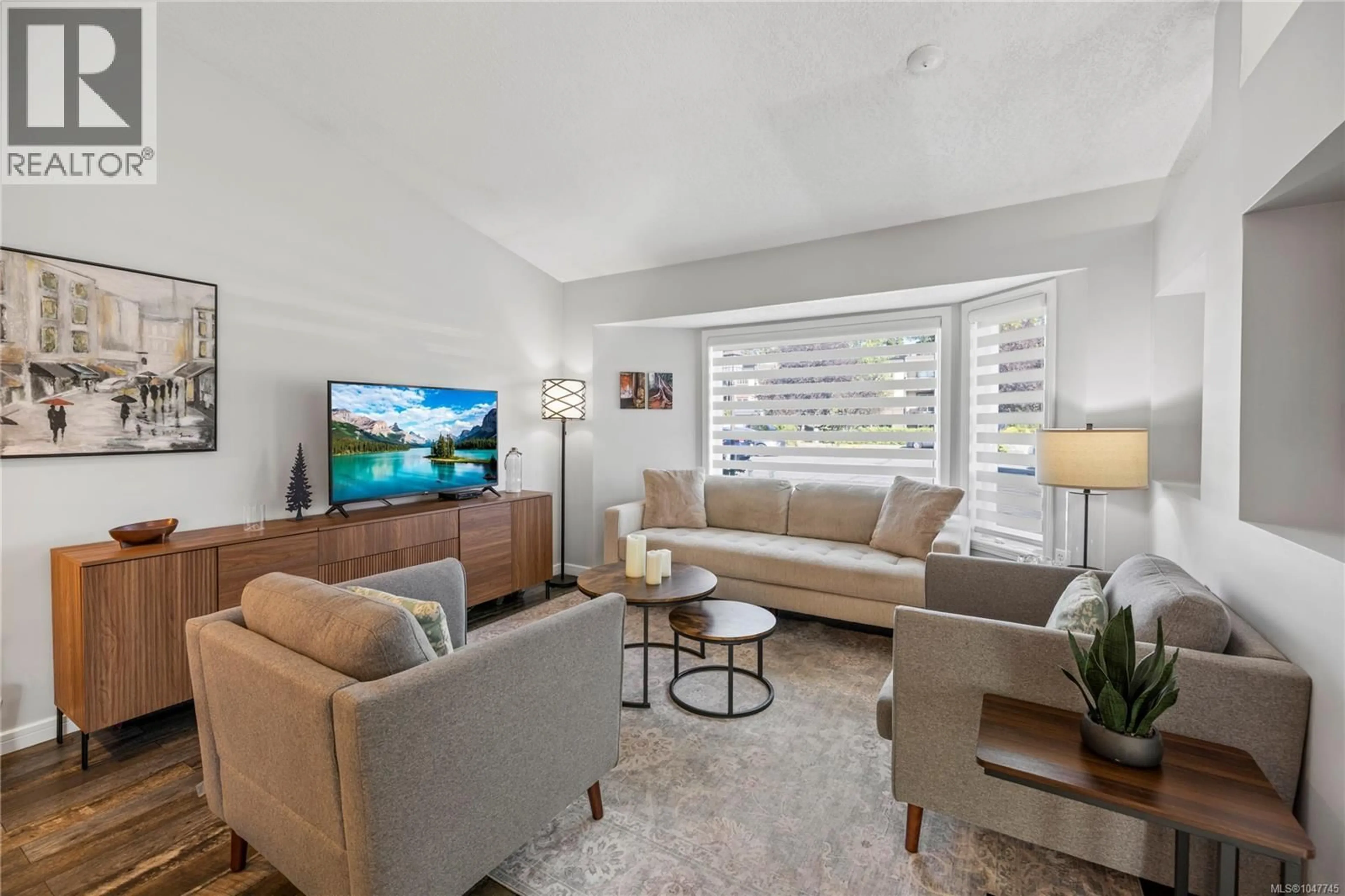 Living room with furniture, unknown for 9 - 1623 CASPERS WAY, Nanaimo British Columbia V9S1K2