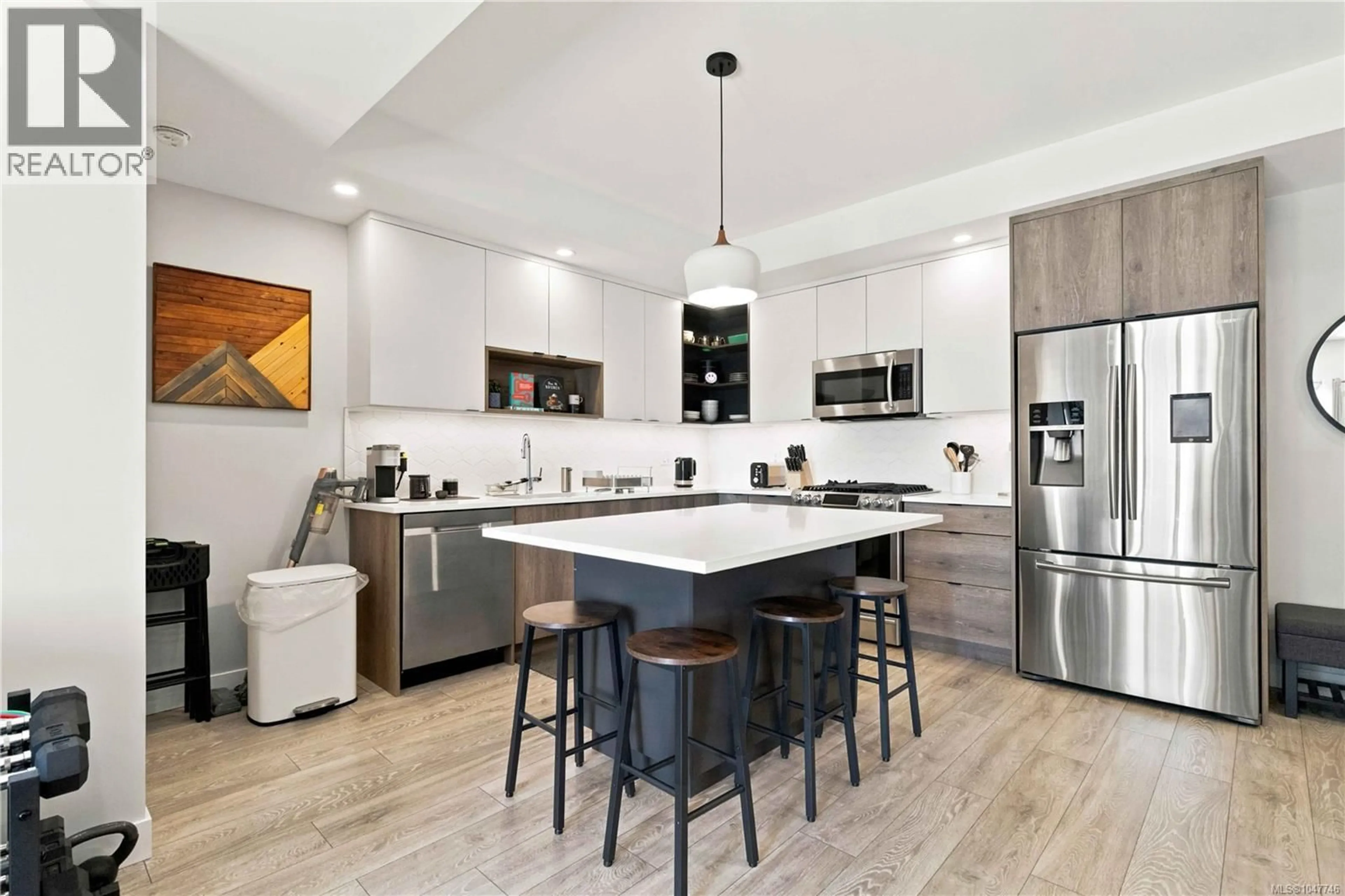 Open concept kitchen, ceramic/tile floor for 204 - 950 WHIRLAWAY CRESCENT, Langford British Columbia V9B6W6