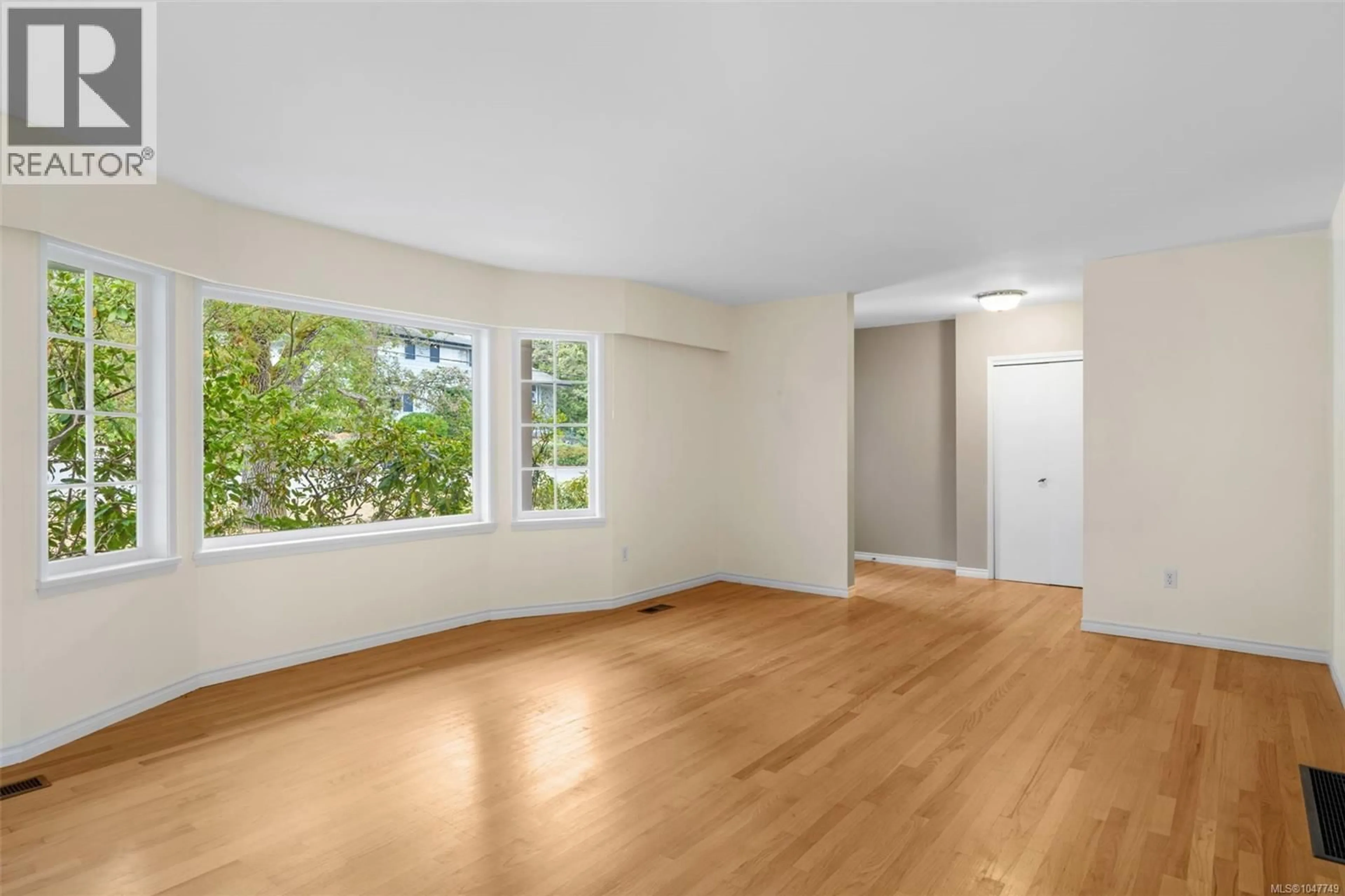 A pic of a room for 3558 REDWOOD AVENUE, Oak Bay British Columbia V8P4Z7