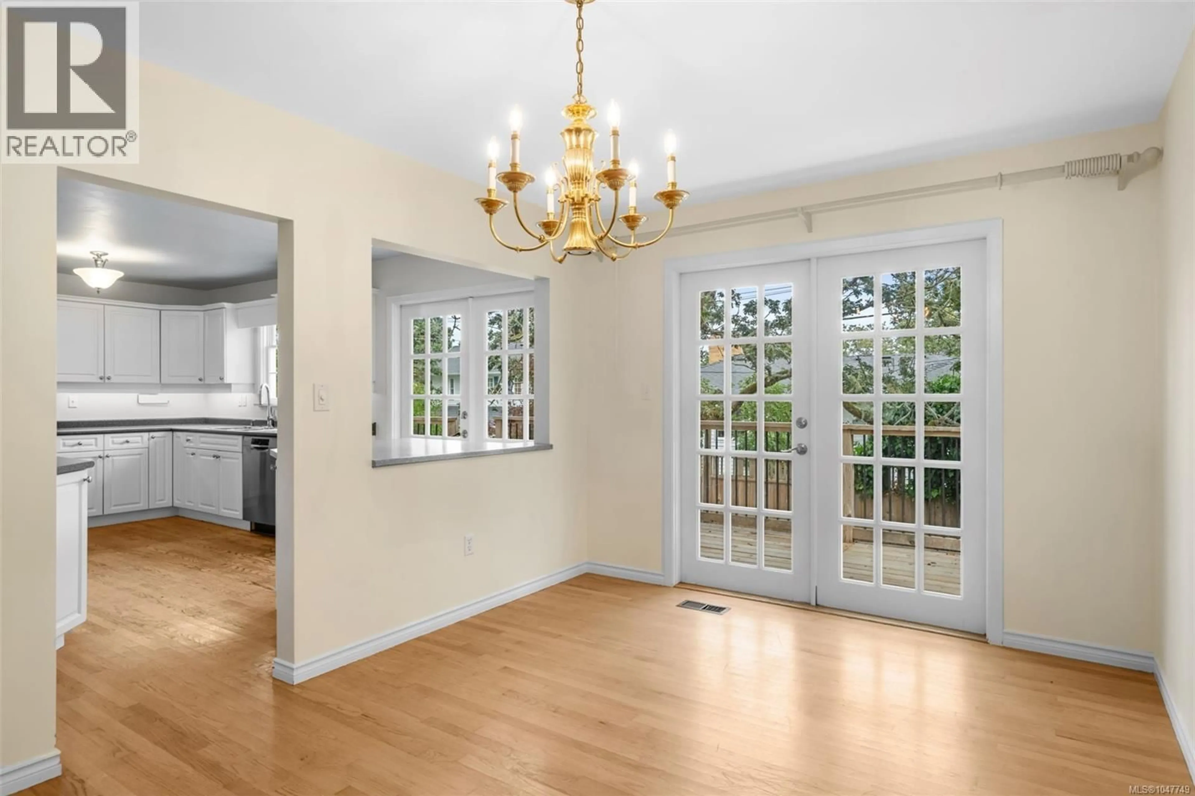 Unknown for 3558 REDWOOD AVENUE, Oak Bay British Columbia V8P4Z7