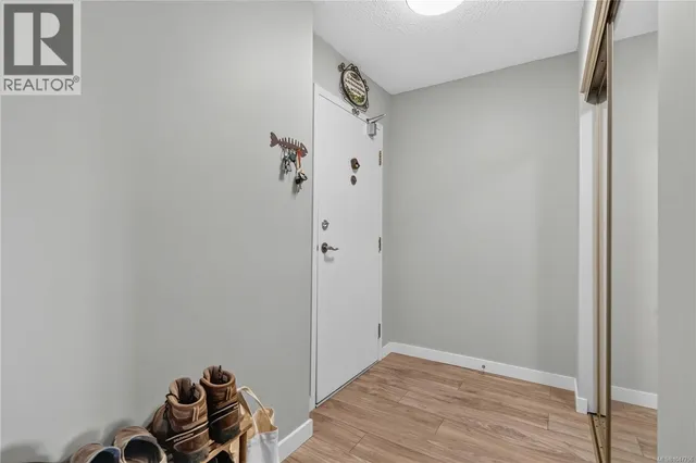 405 - 103 GORGE ROAD EAST, Victoria 4