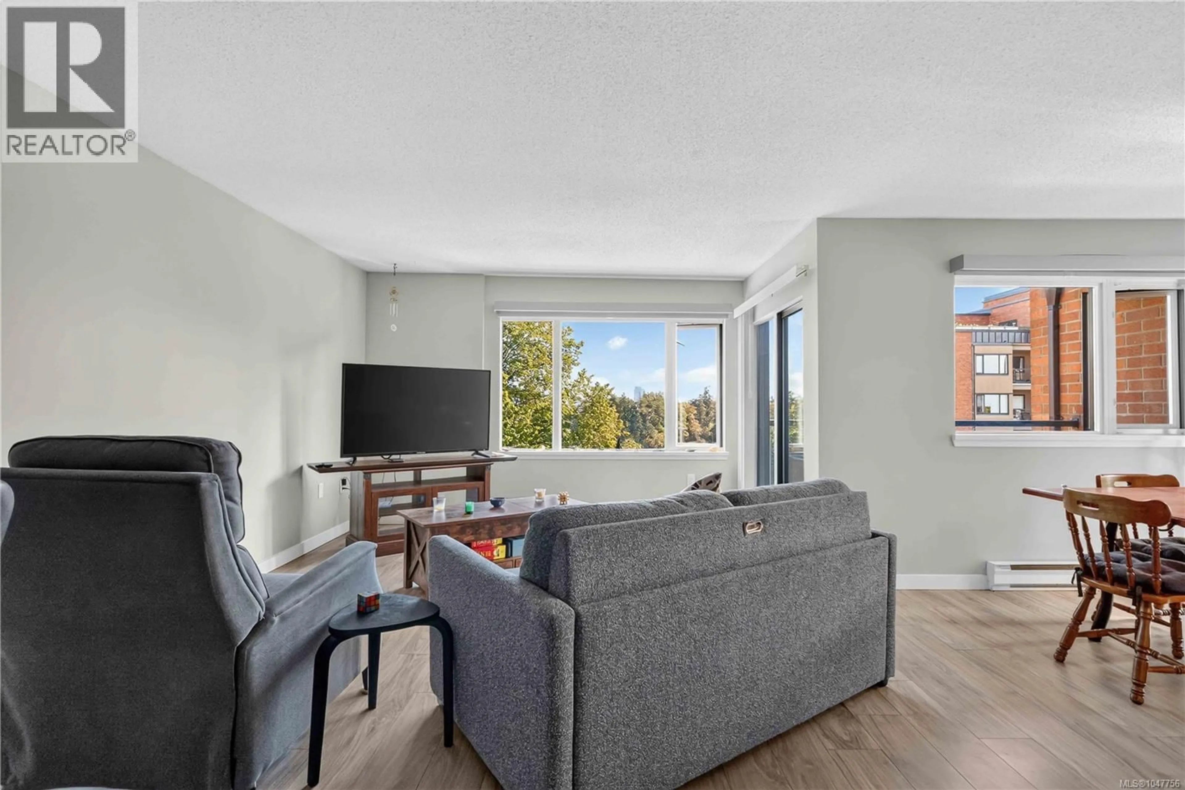 Living room with furniture, unknown for 405 - 103 GORGE ROAD EAST, Victoria British Columbia V9A5Z2