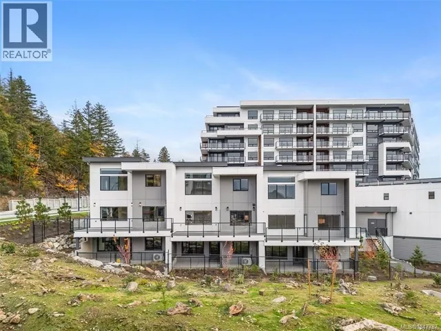 2510 BRONZITE PLACE, Langford 4