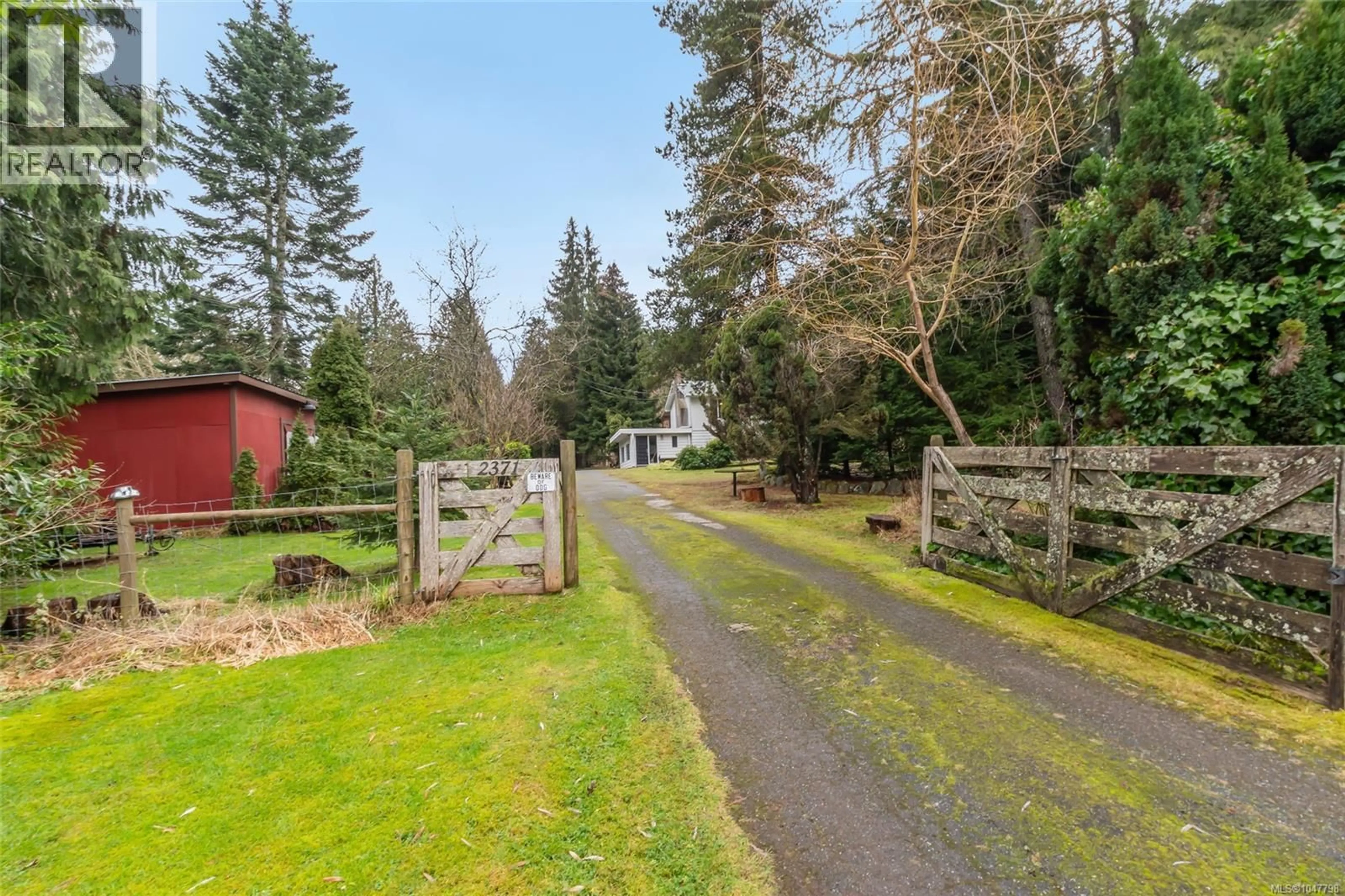 A pic from outside/outdoor area/front of a property/back of a property/a pic from drone, unknown for 2371 JINGLE POT ROAD, Nanaimo British Columbia V9R6W2