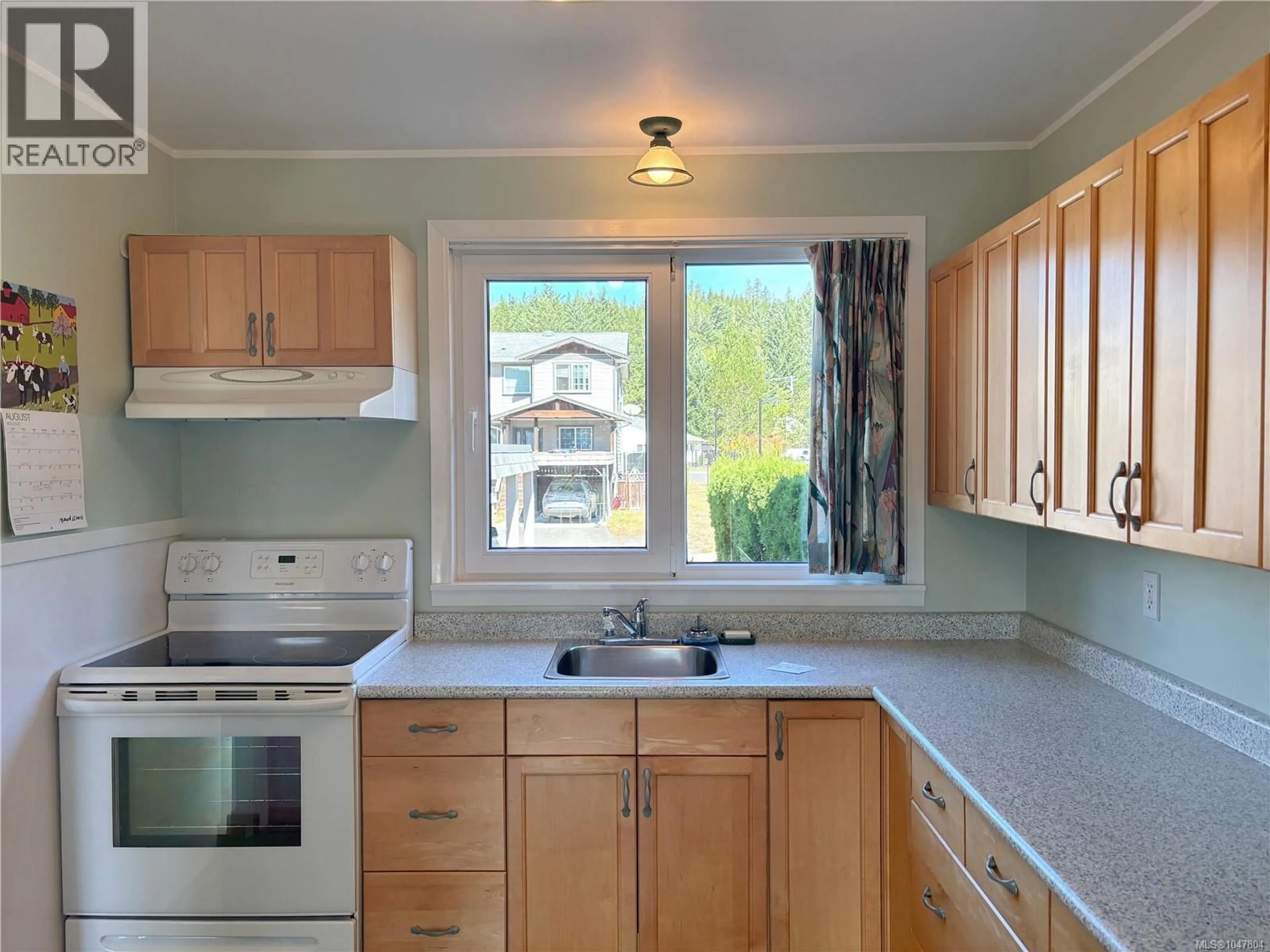 Standard kitchen, unknown for 504 MAQUINNA CRESCENT, Gold River British Columbia V0P1G0