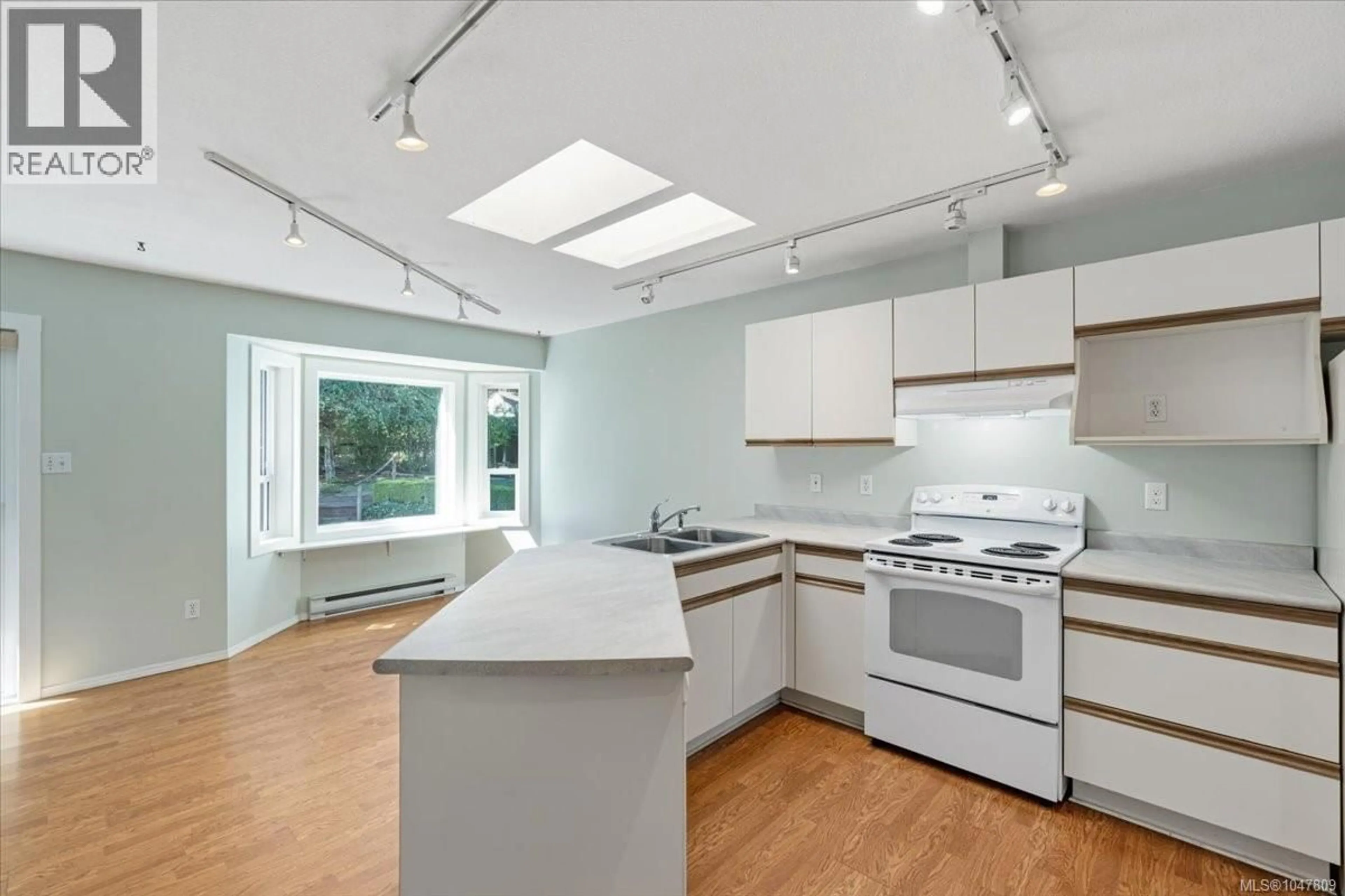 Open concept kitchen, unknown for 3115 ROCK CITY ROAD, Nanaimo British Columbia V9T1T5