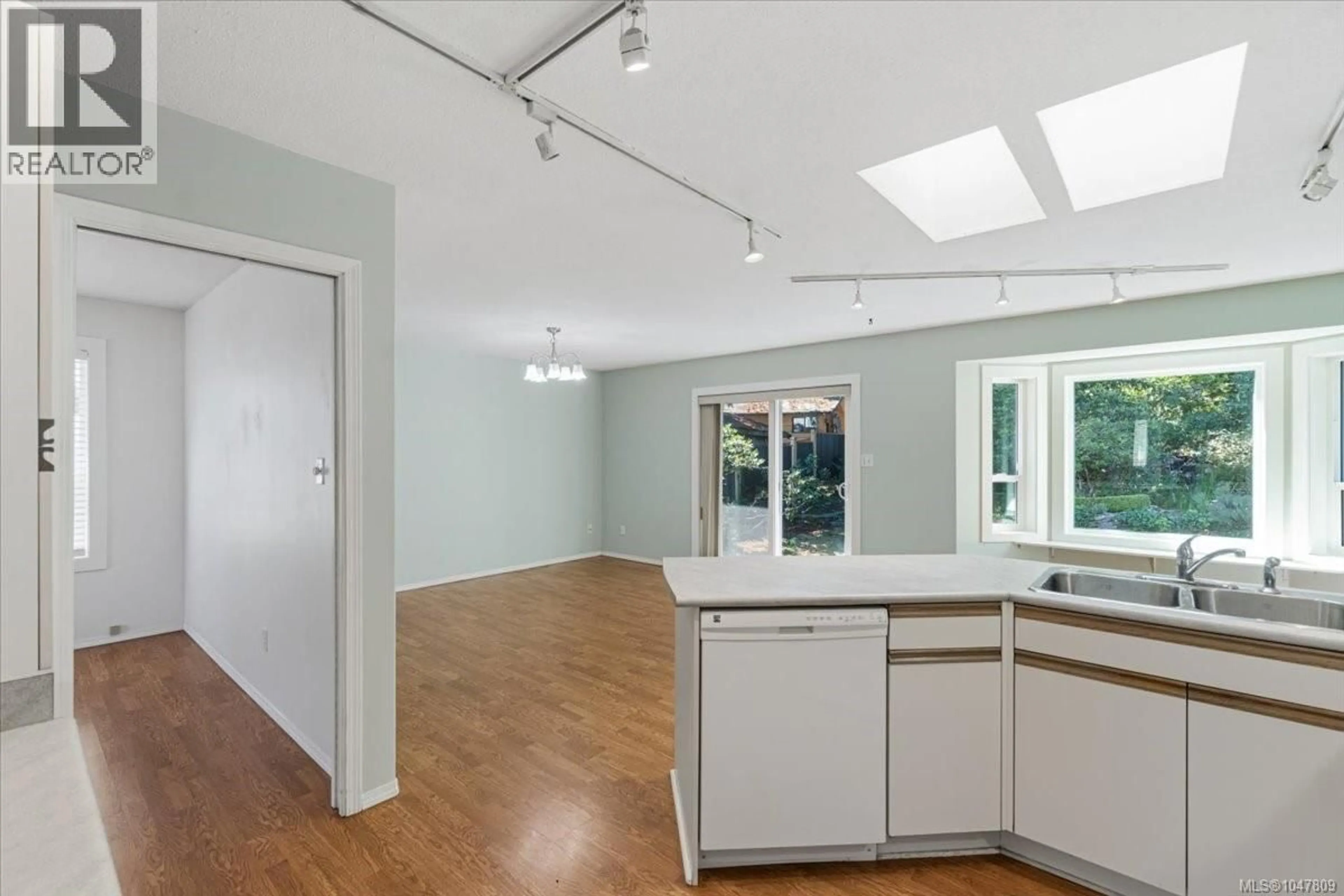 Open concept kitchen, unknown for 3115 ROCK CITY ROAD, Nanaimo British Columbia V9T1T5