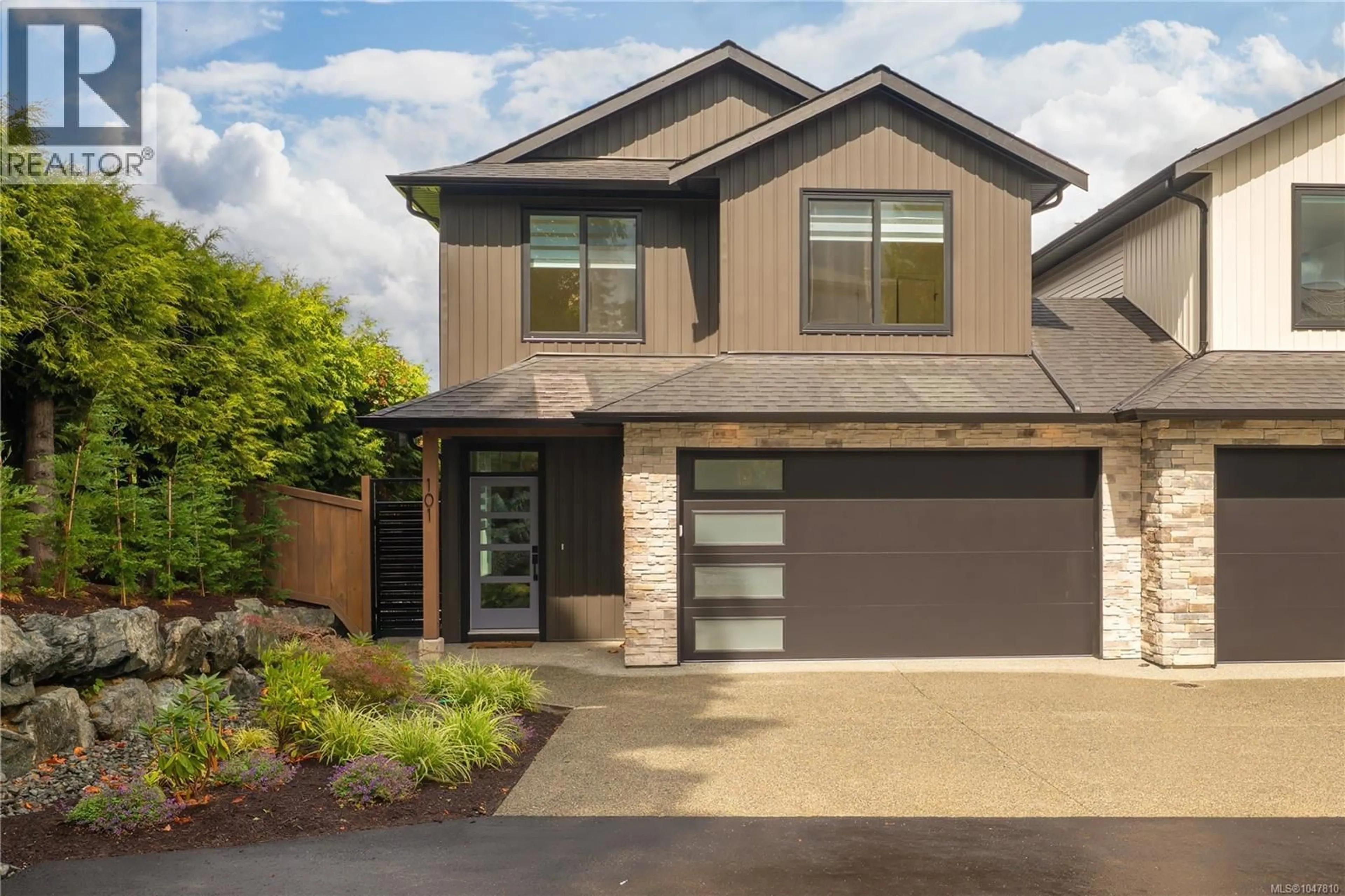 Home with brick exterior material, street for 101 - 2302 ARBOT ROAD, Nanaimo British Columbia V9R6S8
