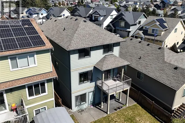 1262 BOMBARDIER CRESCENT, Langford 2