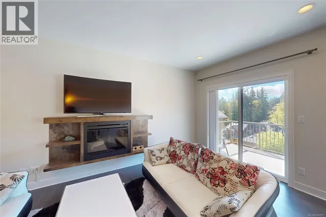 1262 BOMBARDIER CRESCENT, Langford 5