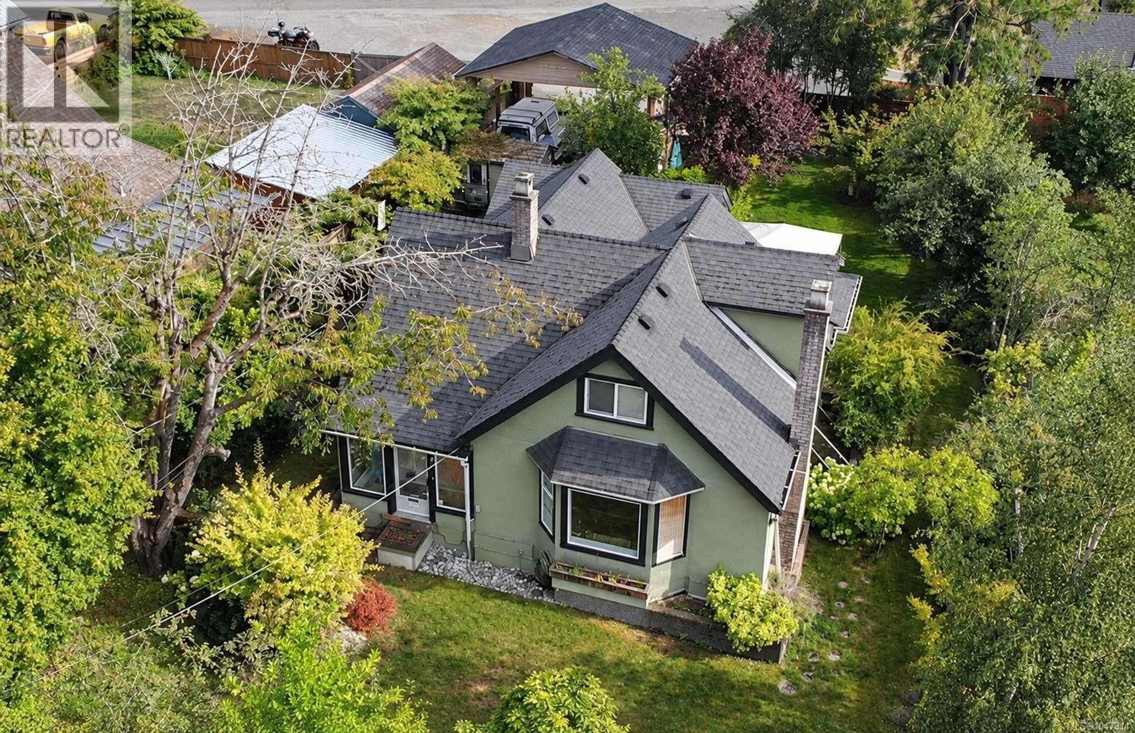 A pic from outside/outdoor area/front of a property/back of a property/a pic from drone, street for 4244 JOHNSTON ROAD, Port Alberni British Columbia V9Y5M9