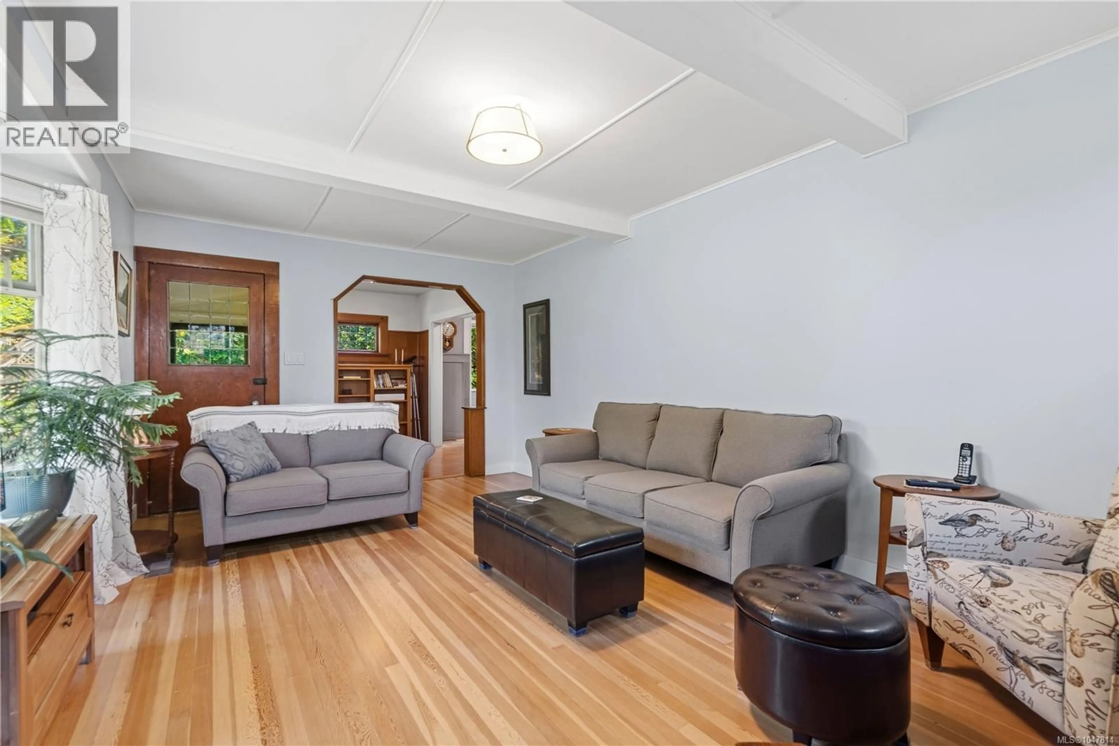 Living room with furniture, unknown for 4244 JOHNSTON ROAD, Port Alberni British Columbia V9Y5M9