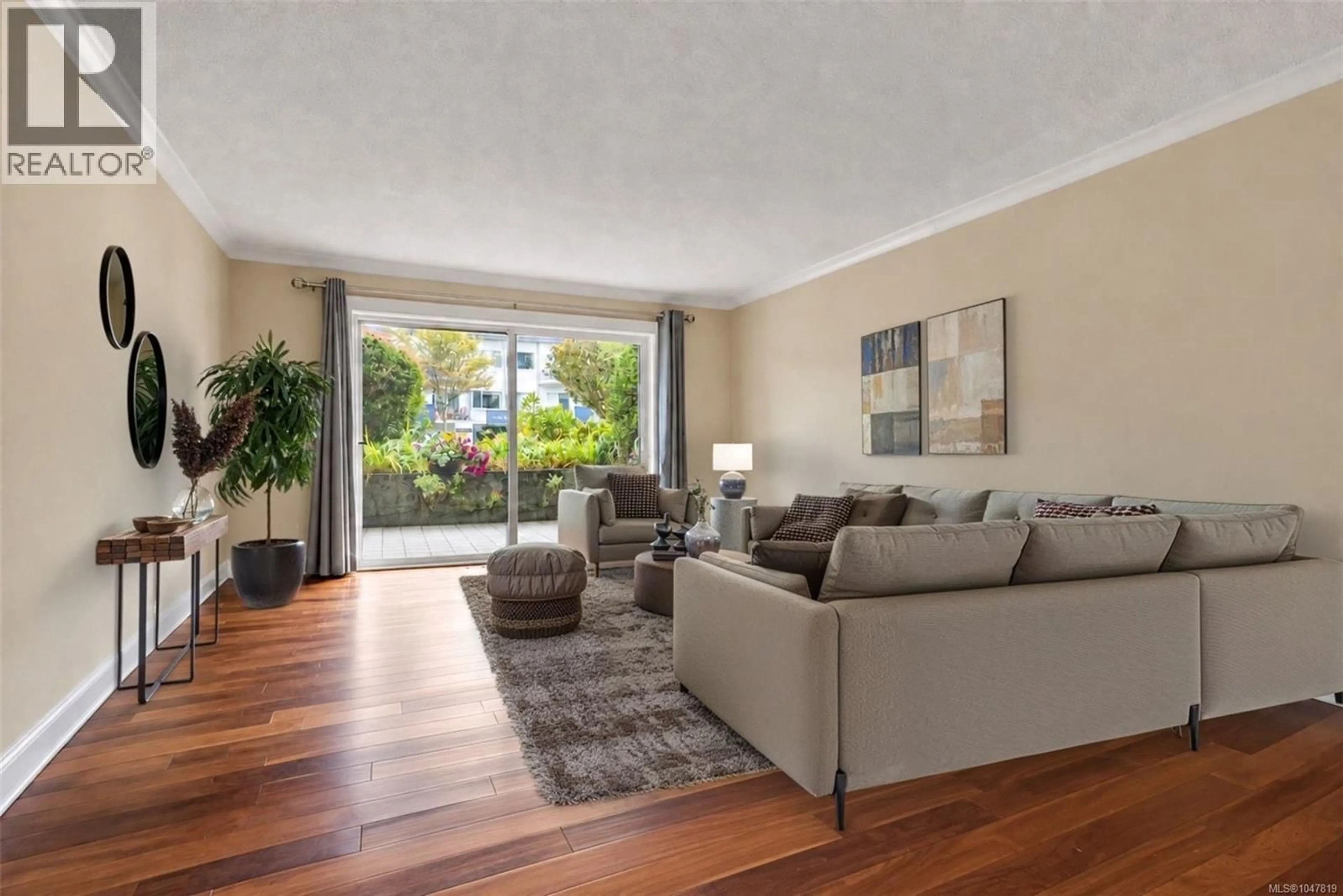Living room with furniture, unknown for 104 - 1024 FAIRFIELD ROAD, Victoria British Columbia V8V3A5